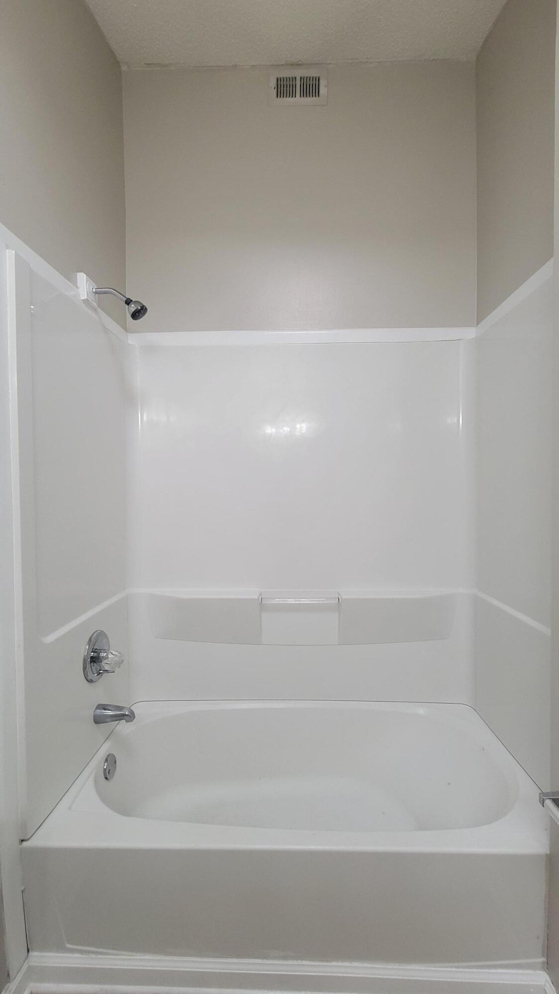 CAMP CREEK VILLAGE - Residential Lease