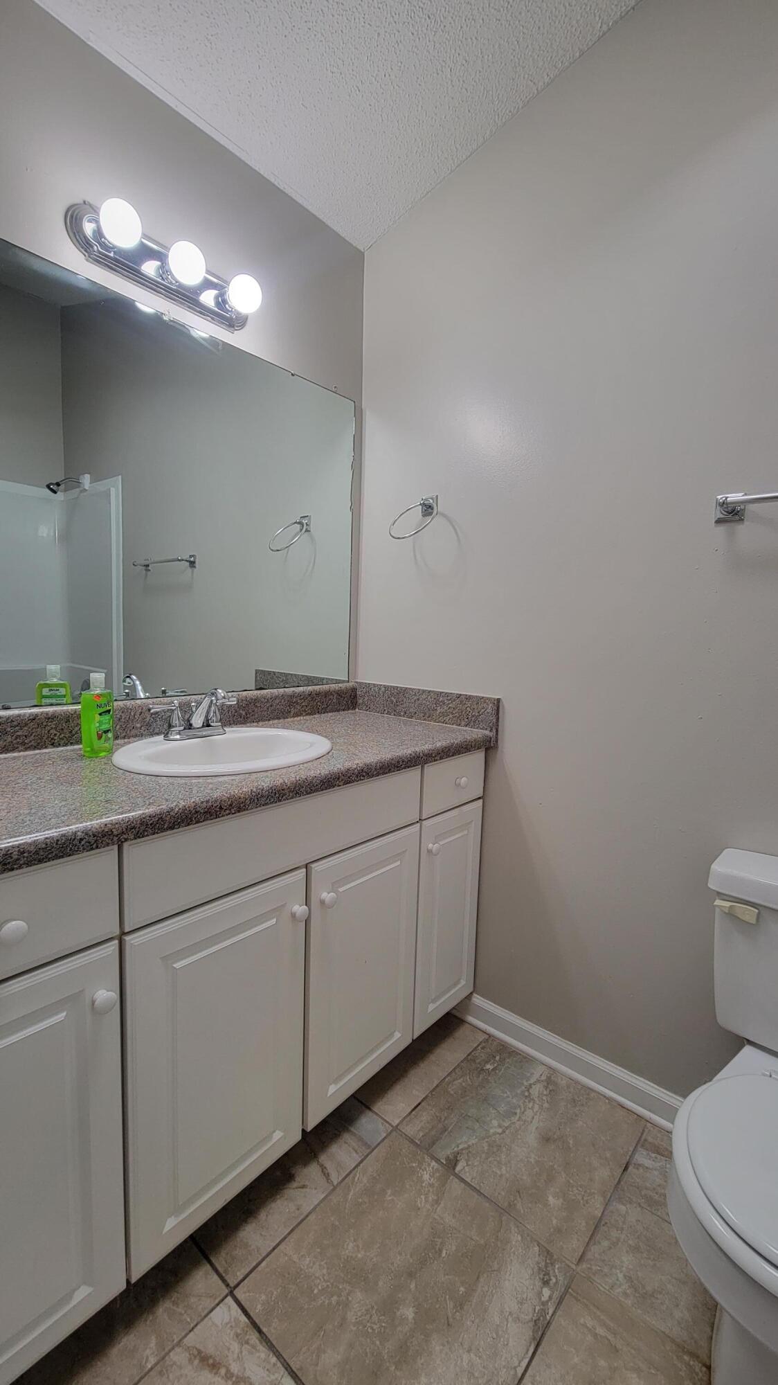 CAMP CREEK VILLAGE - Residential Lease