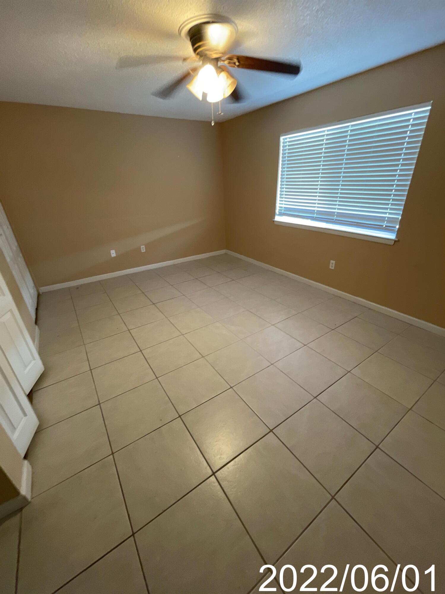 COLLEGE PARK CONDO - Residential Lease
