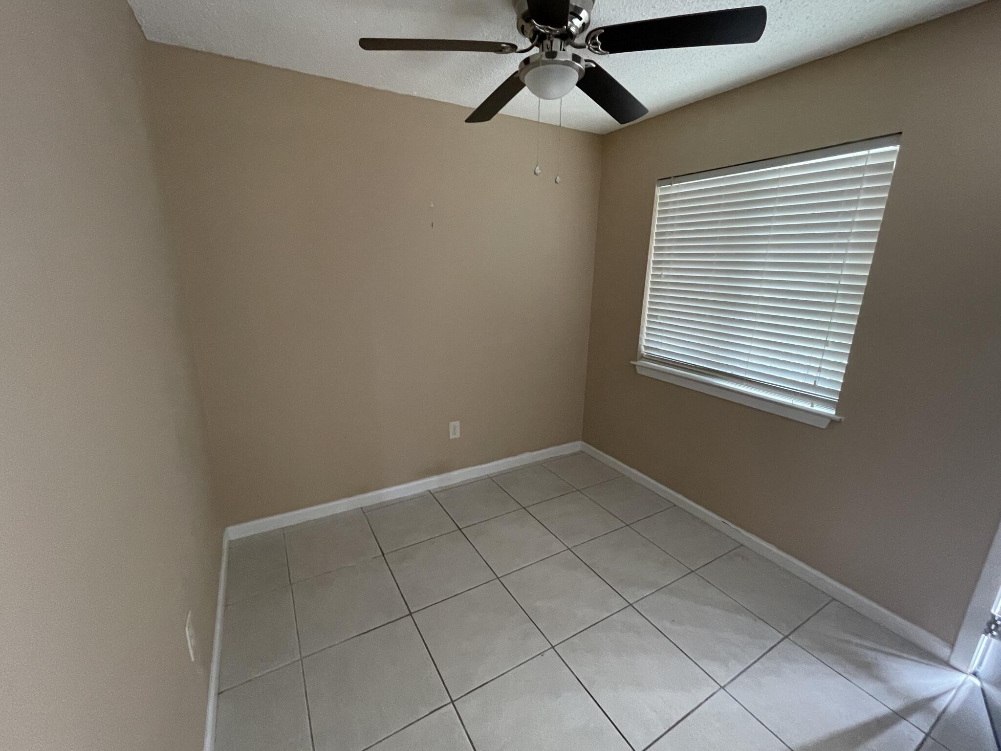 COLLEGE PARK CONDO - Residential Lease