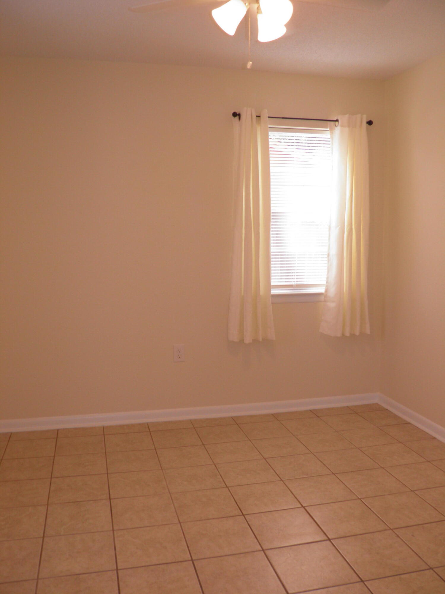 OAKLAND ADDN - Residential Lease