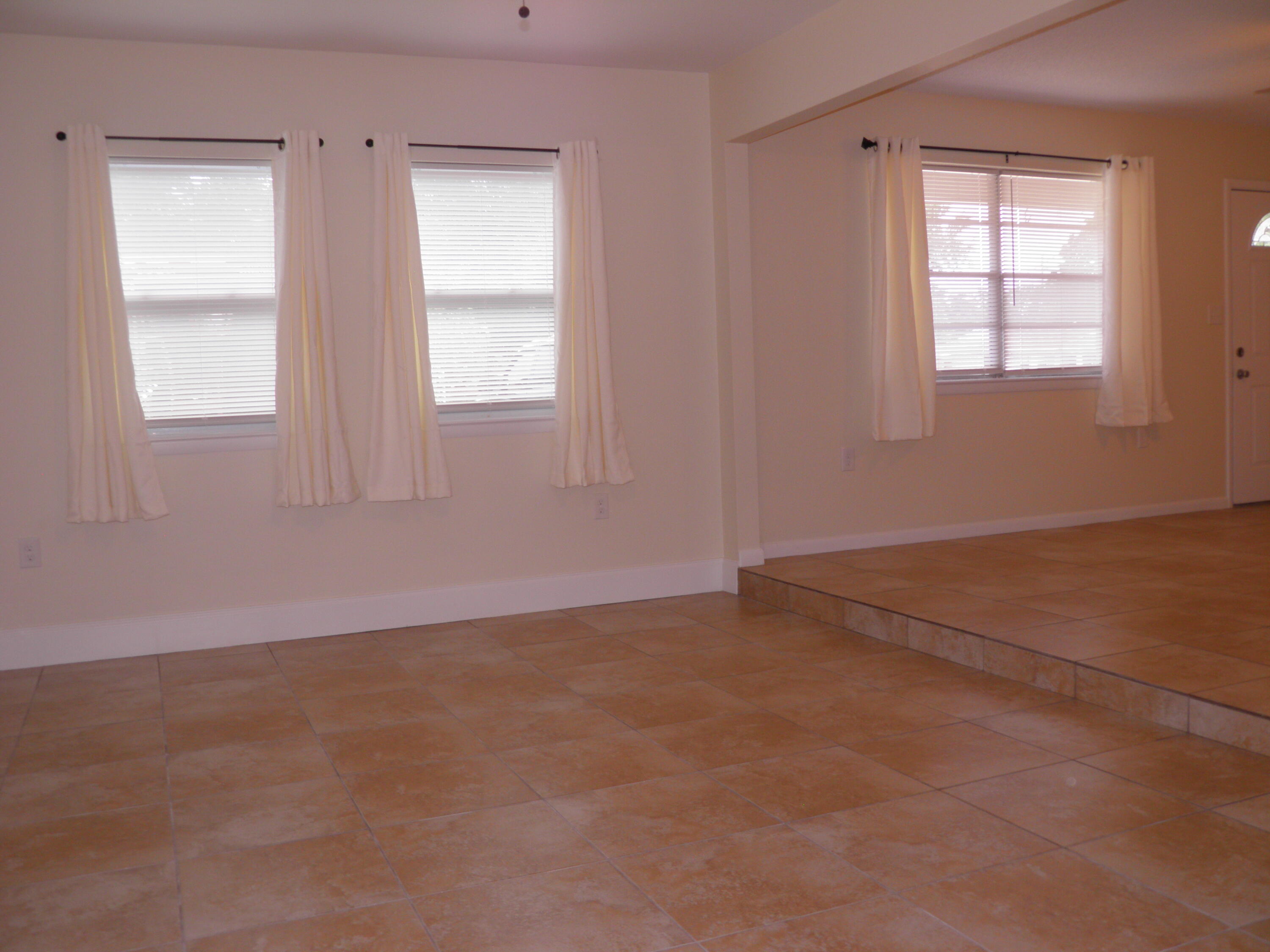 OAKLAND ADDN - Residential Lease