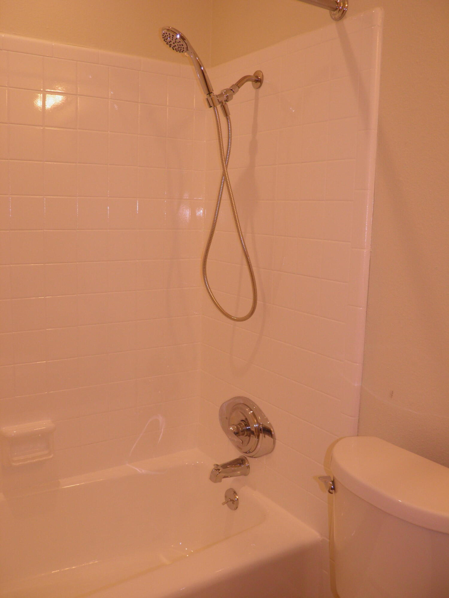 OAKLAND ADDN - Residential Lease