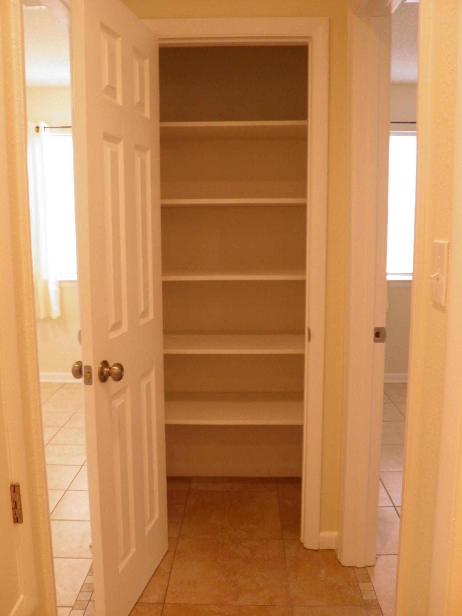 OAKLAND ADDN - Residential Lease