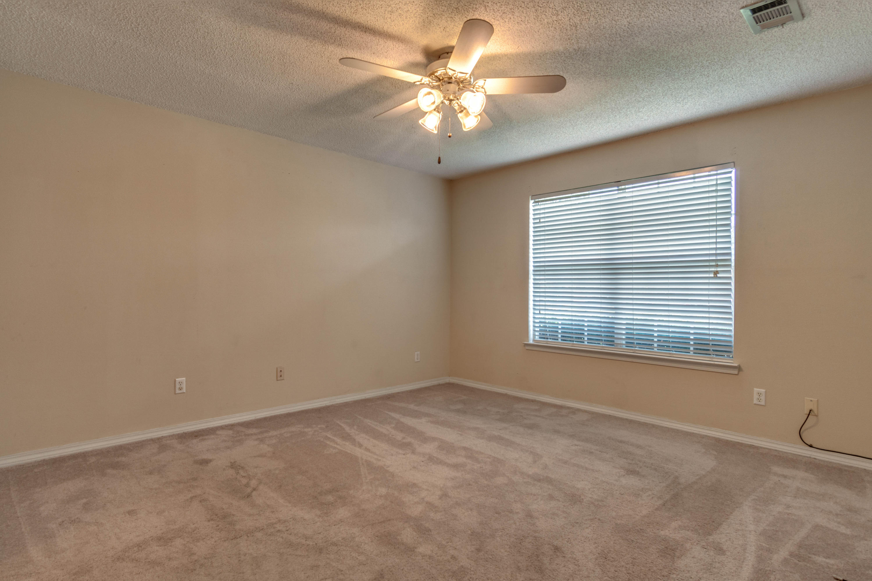 COUNTRYVIEW ESTATES 8TH ADDN - Residential