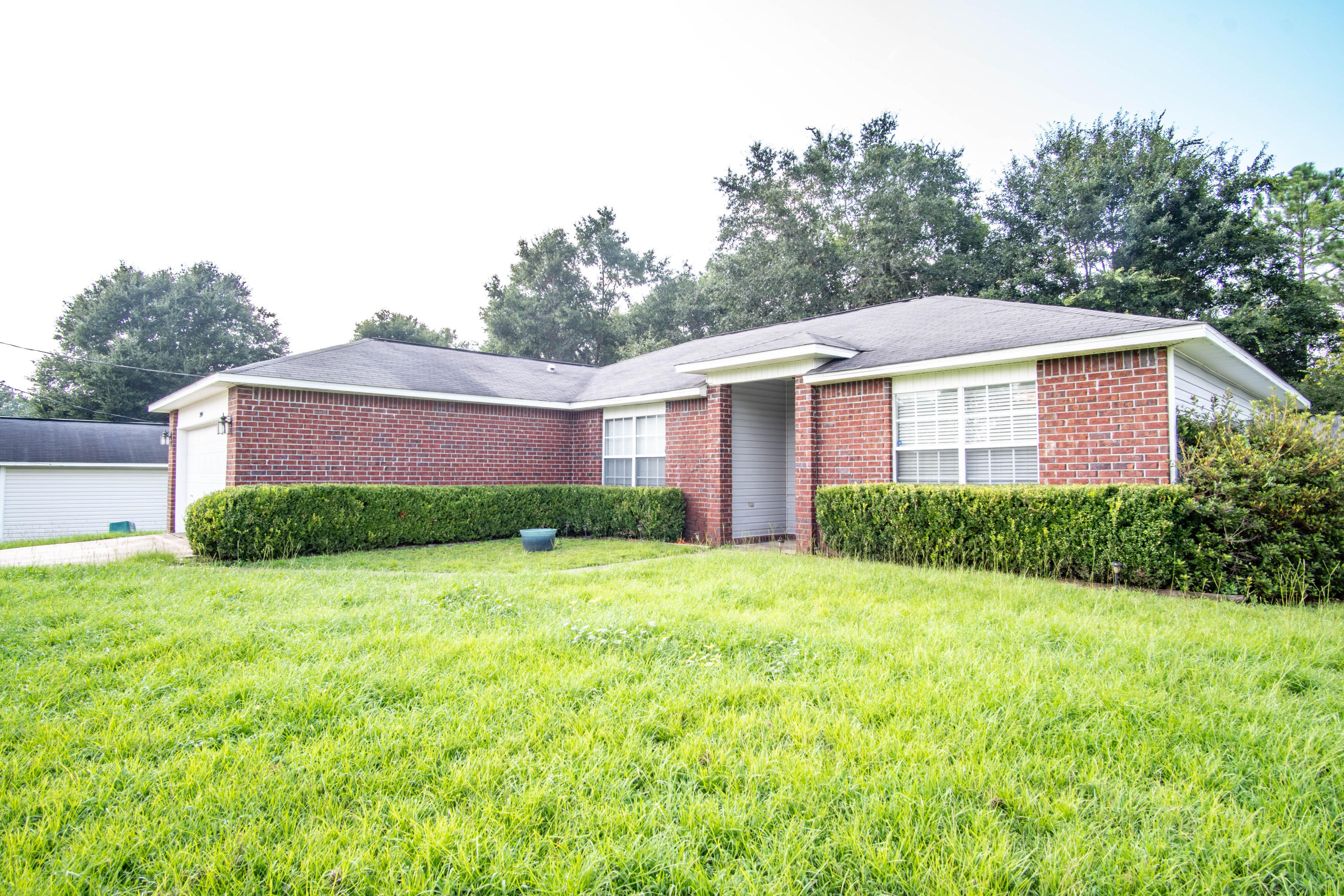 COUNTRYVIEW ESTATES 8TH ADDN - Residential