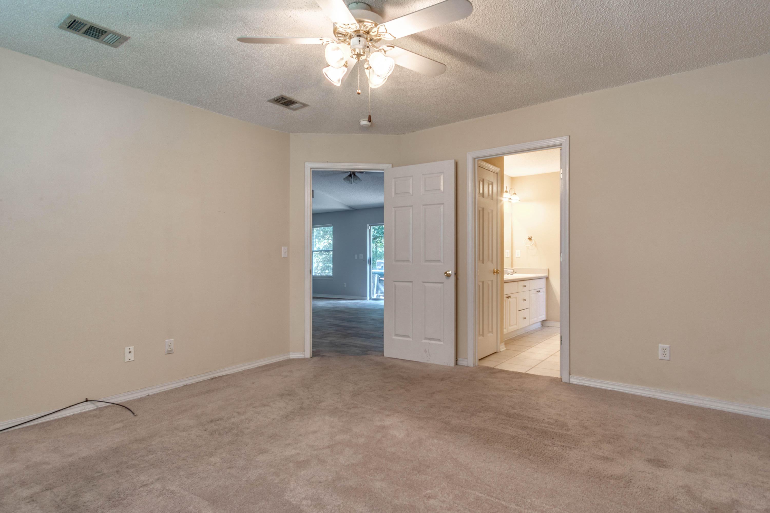 COUNTRYVIEW ESTATES 8TH ADDN - Residential