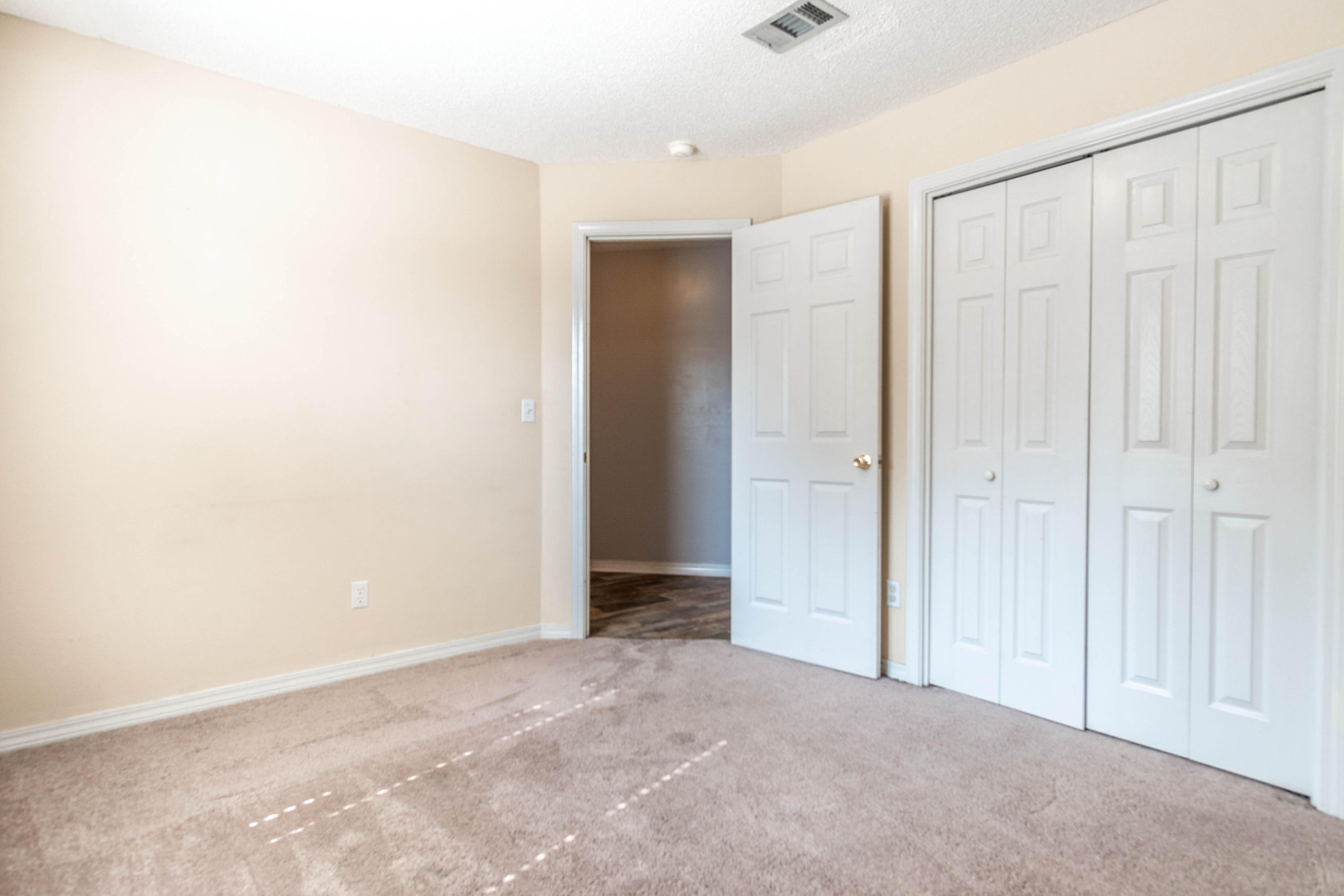 COUNTRYVIEW ESTATES 8TH ADDN - Residential