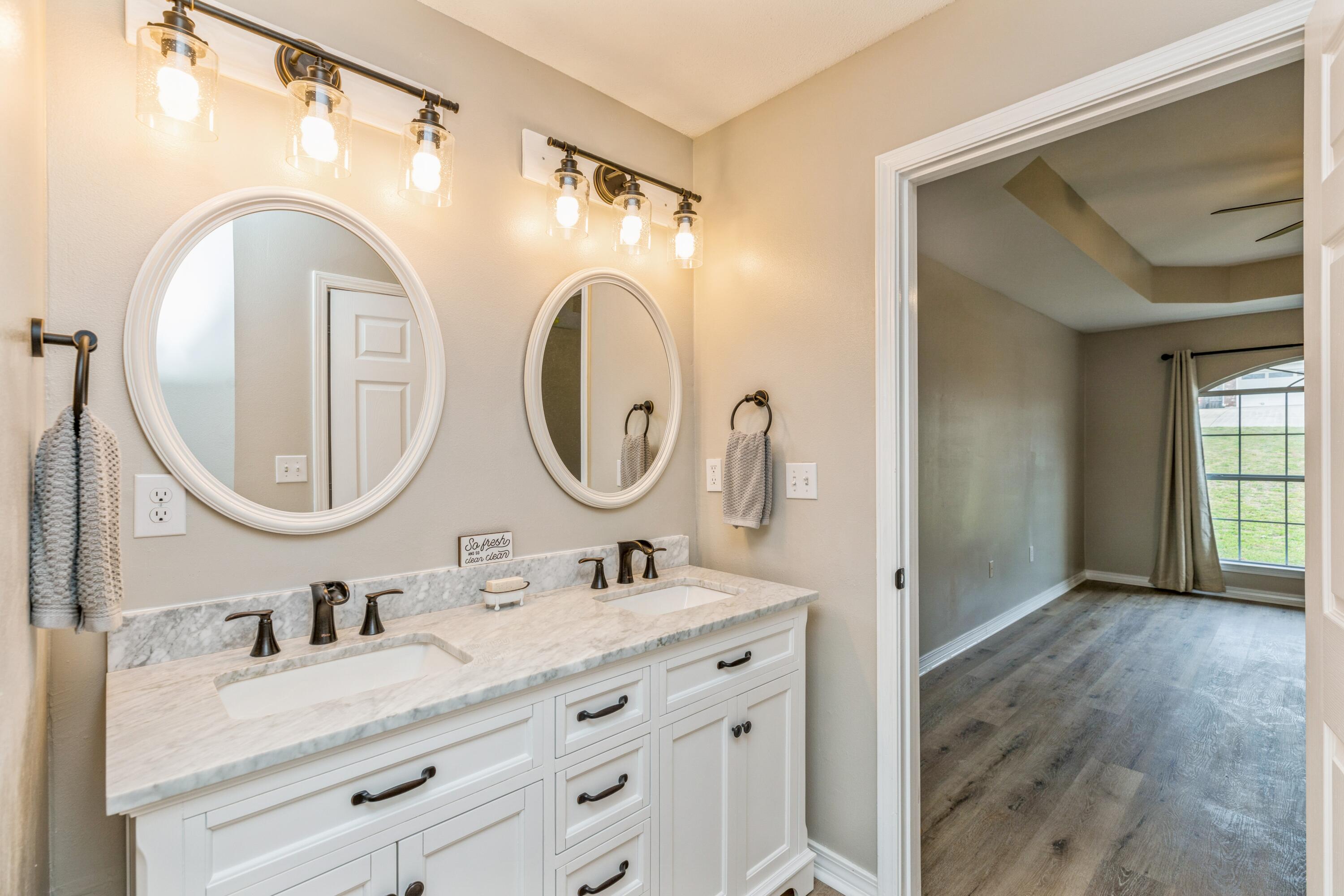 RIVERCHASE S/D PH 3 - Residential