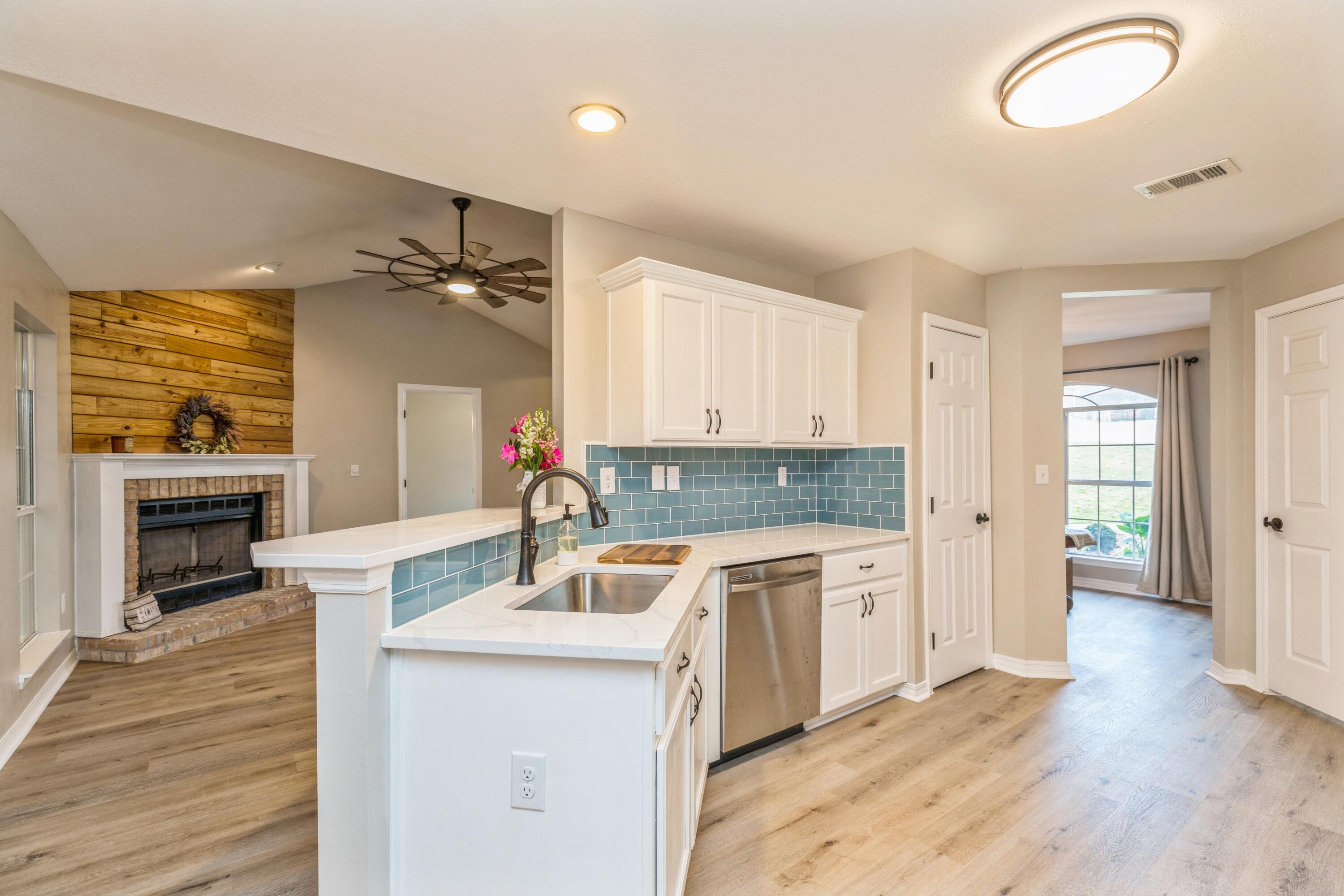 RIVERCHASE S/D PH 3 - Residential