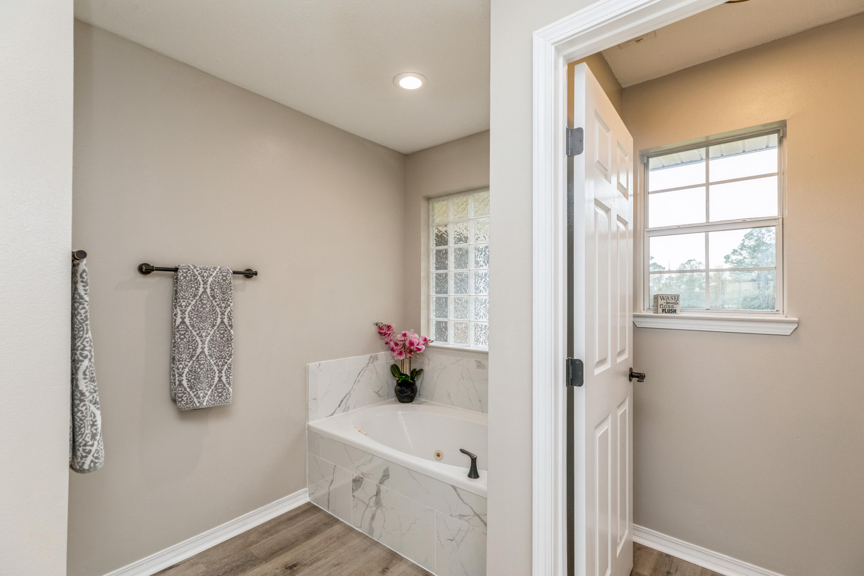 RIVERCHASE S/D PH 3 - Residential