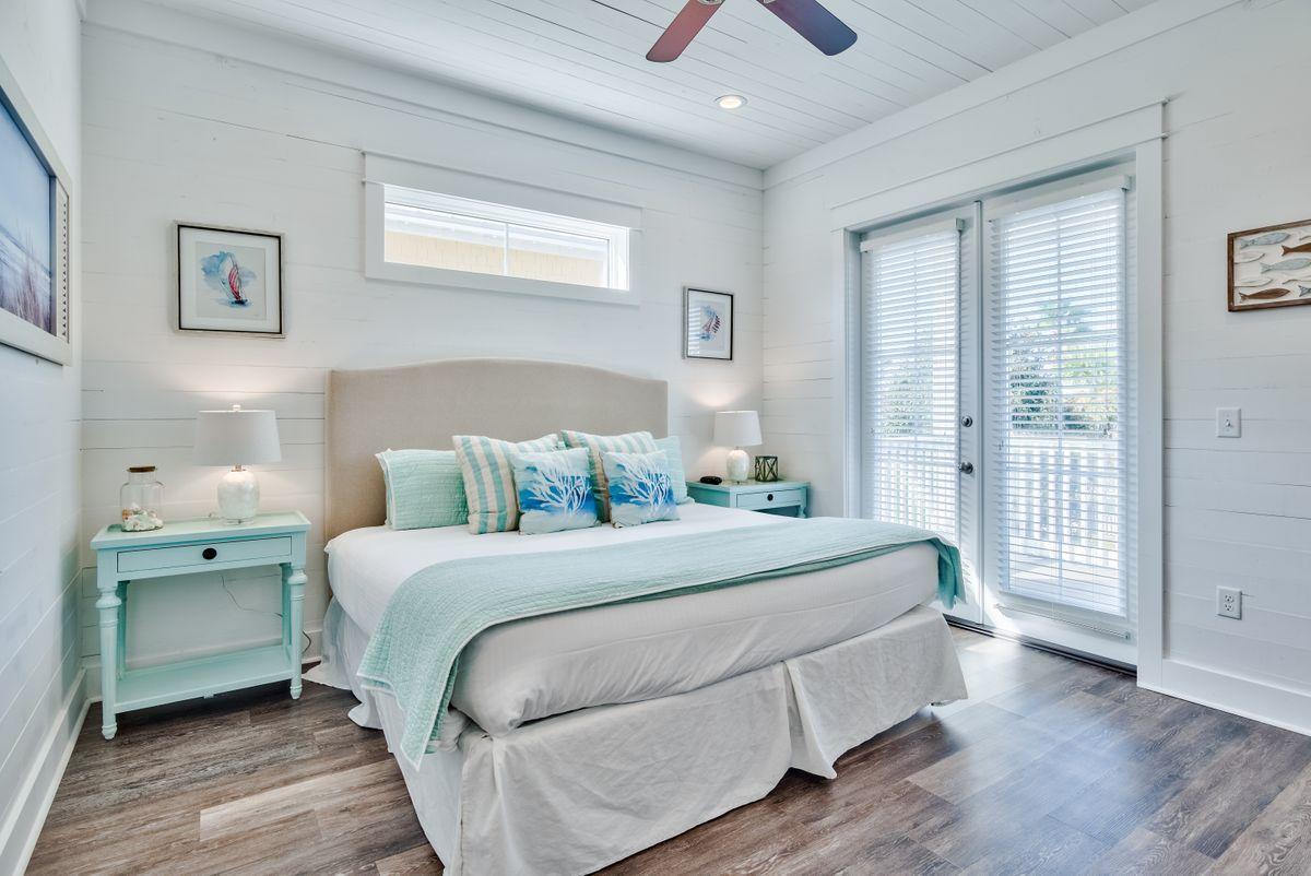 CRYSTAL BEACH - Residential
