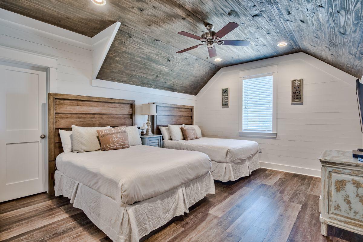 CRYSTAL BEACH - Residential