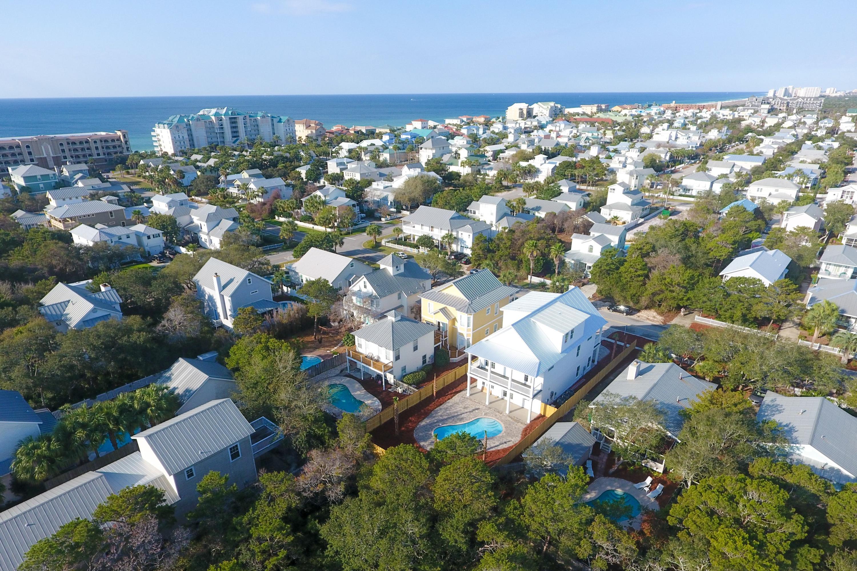 CRYSTAL BEACH - Residential