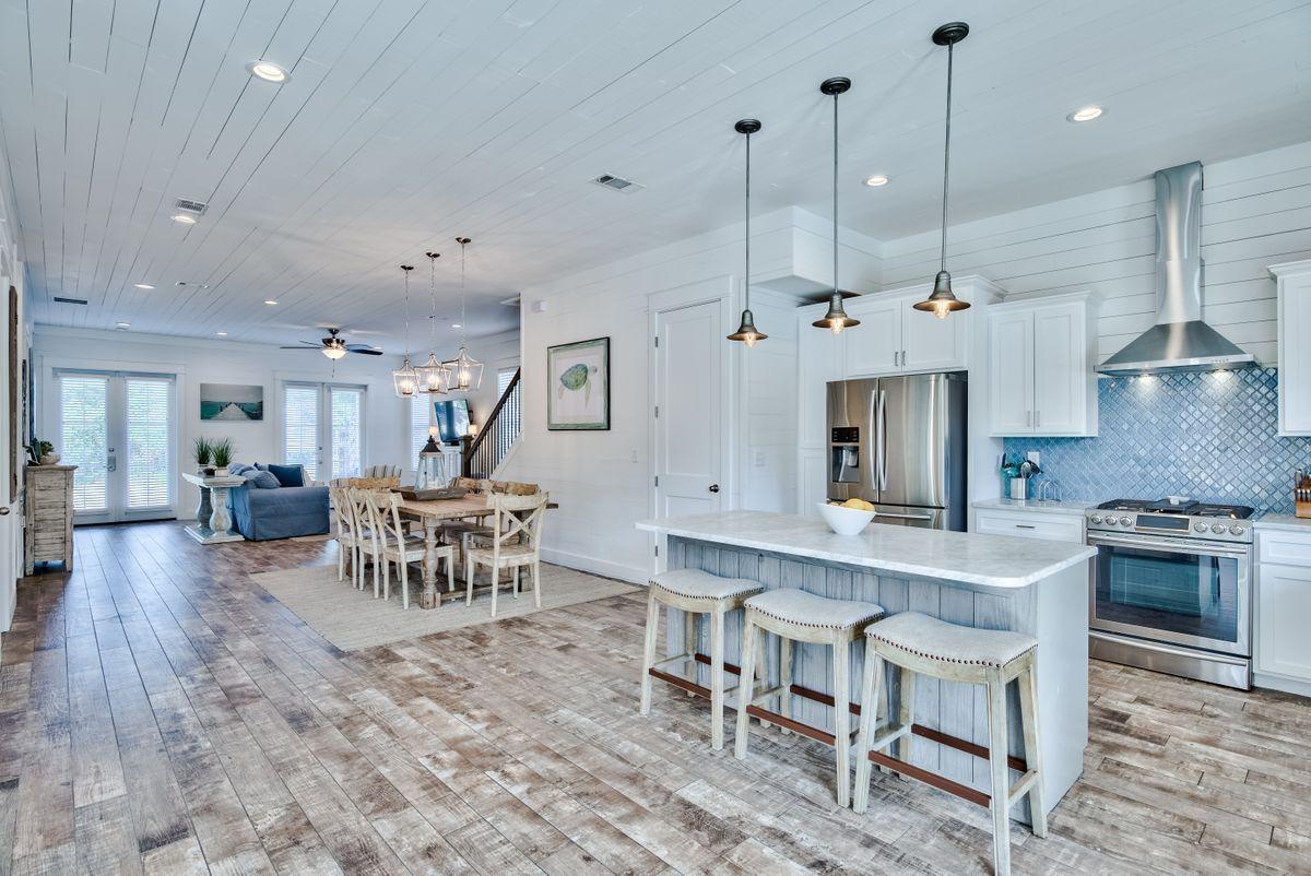 CRYSTAL BEACH - Residential
