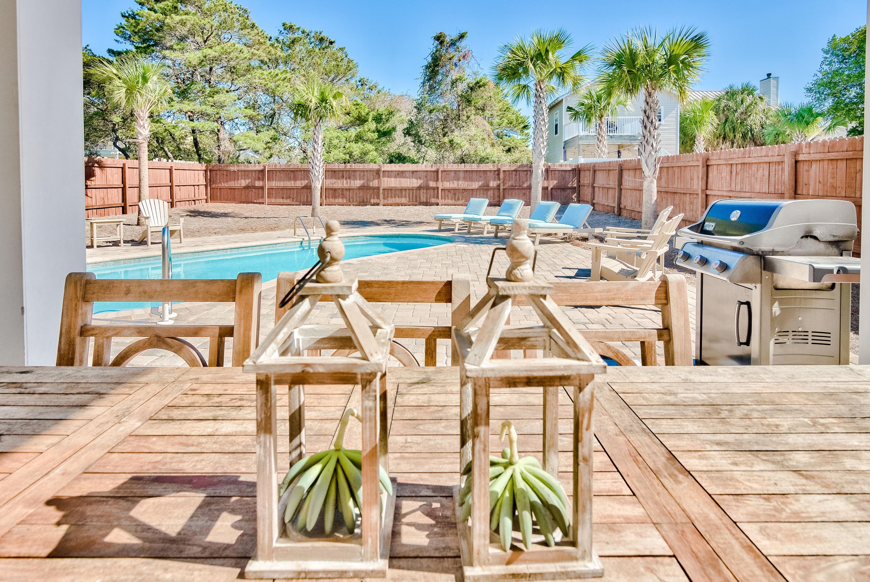 CRYSTAL BEACH - Residential