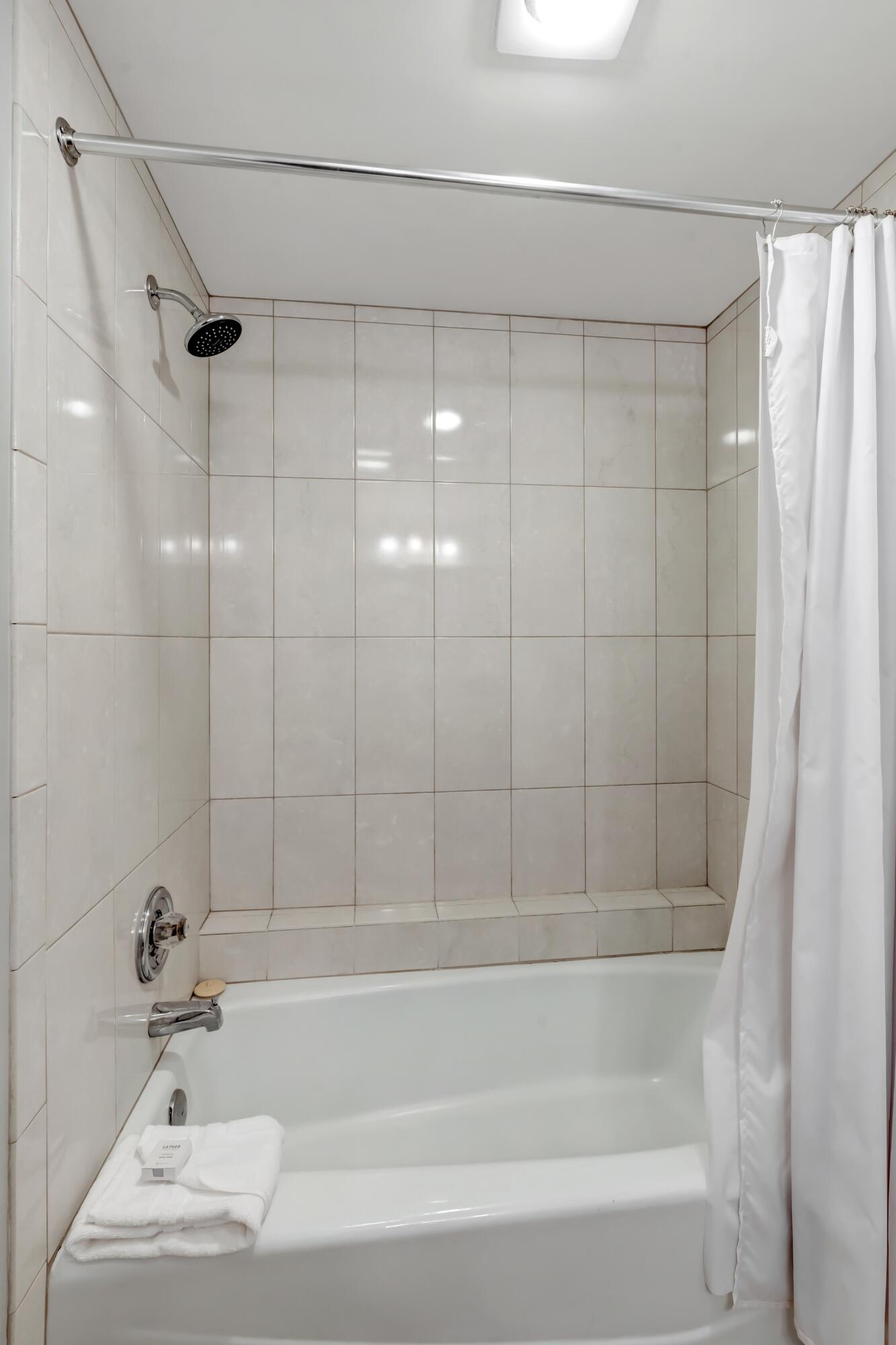 BAYSIDE CONDO SANDESTIN - Residential Lease