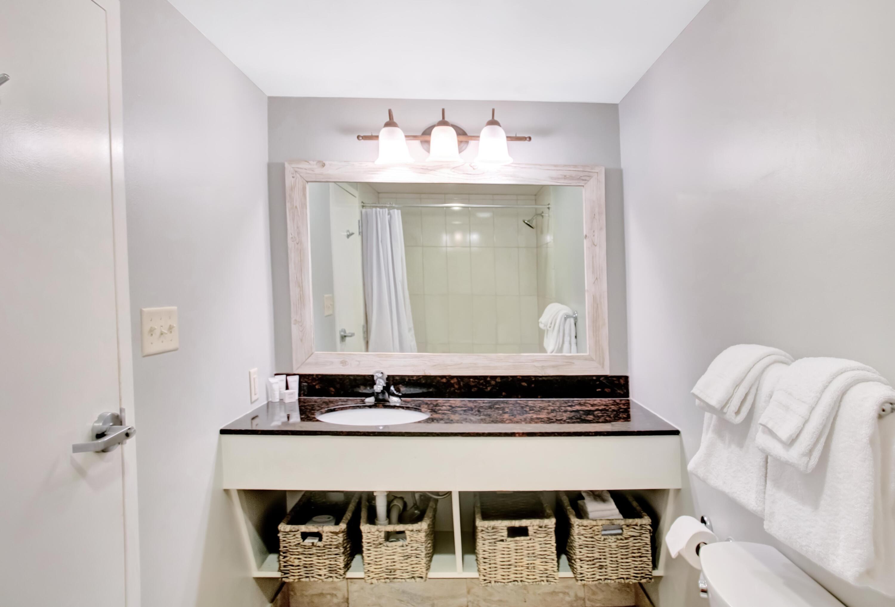 BAYSIDE CONDO SANDESTIN - Residential Lease