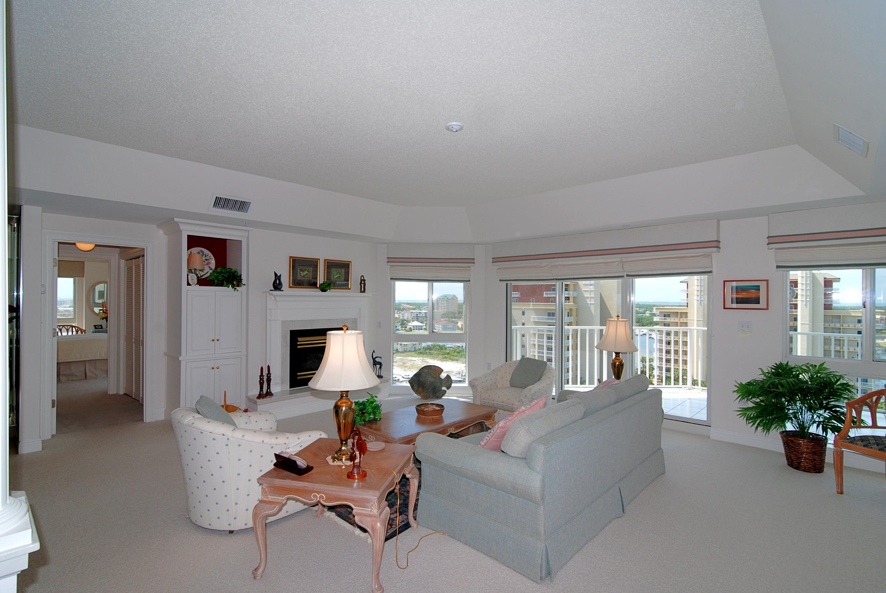 HOLIDAY ISLE TOWERS CONDO - Residential