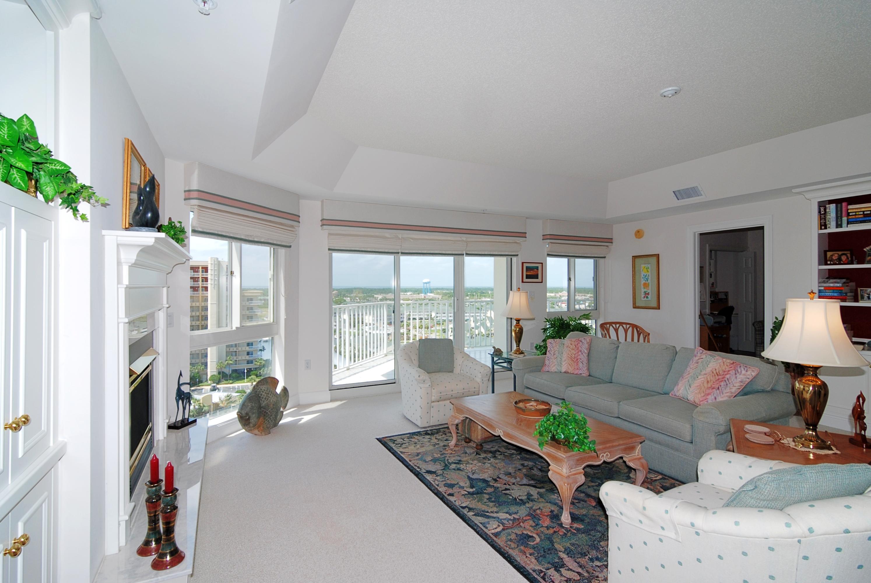 HOLIDAY ISLE TOWERS CONDO - Residential