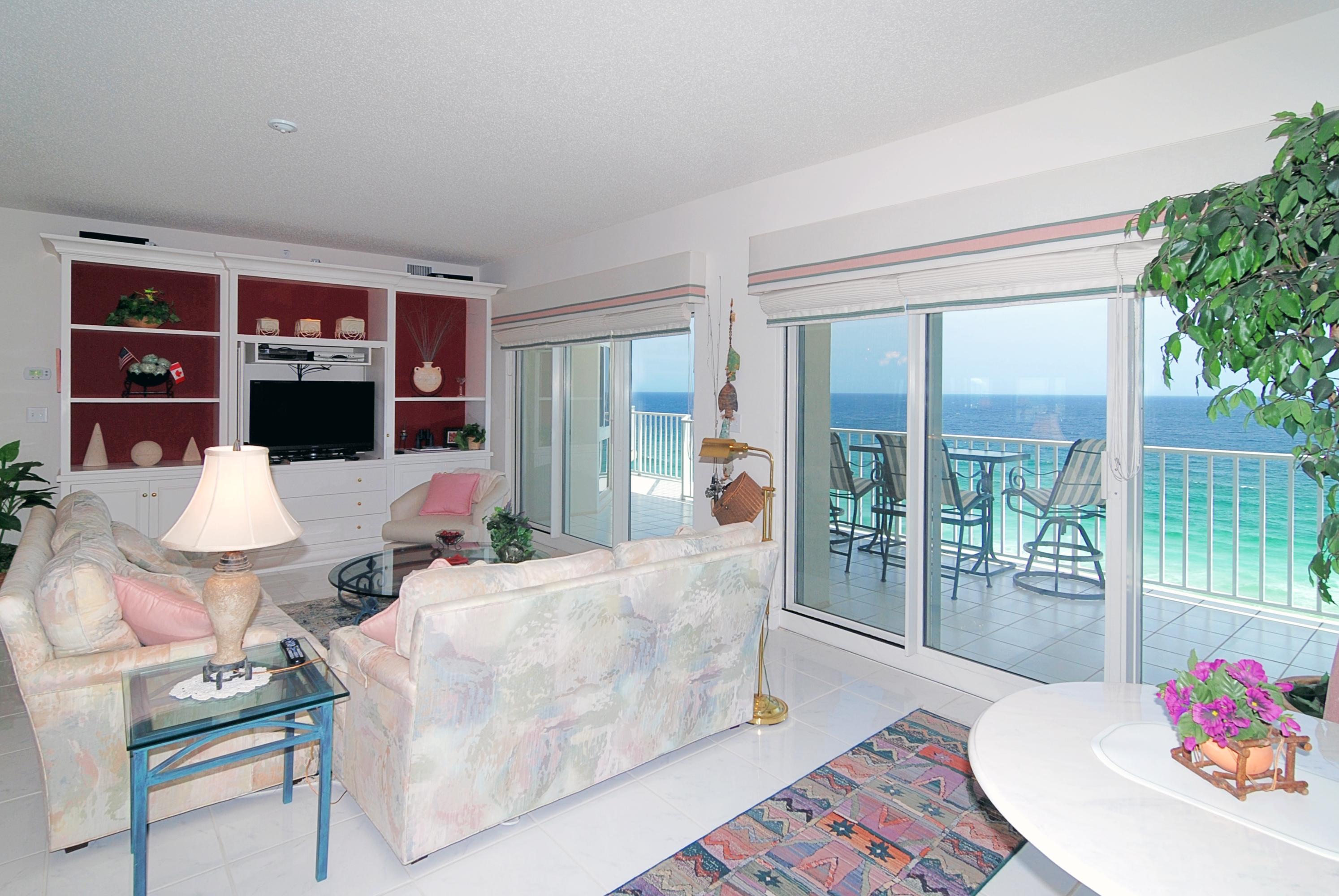 HOLIDAY ISLE TOWERS CONDO - Residential