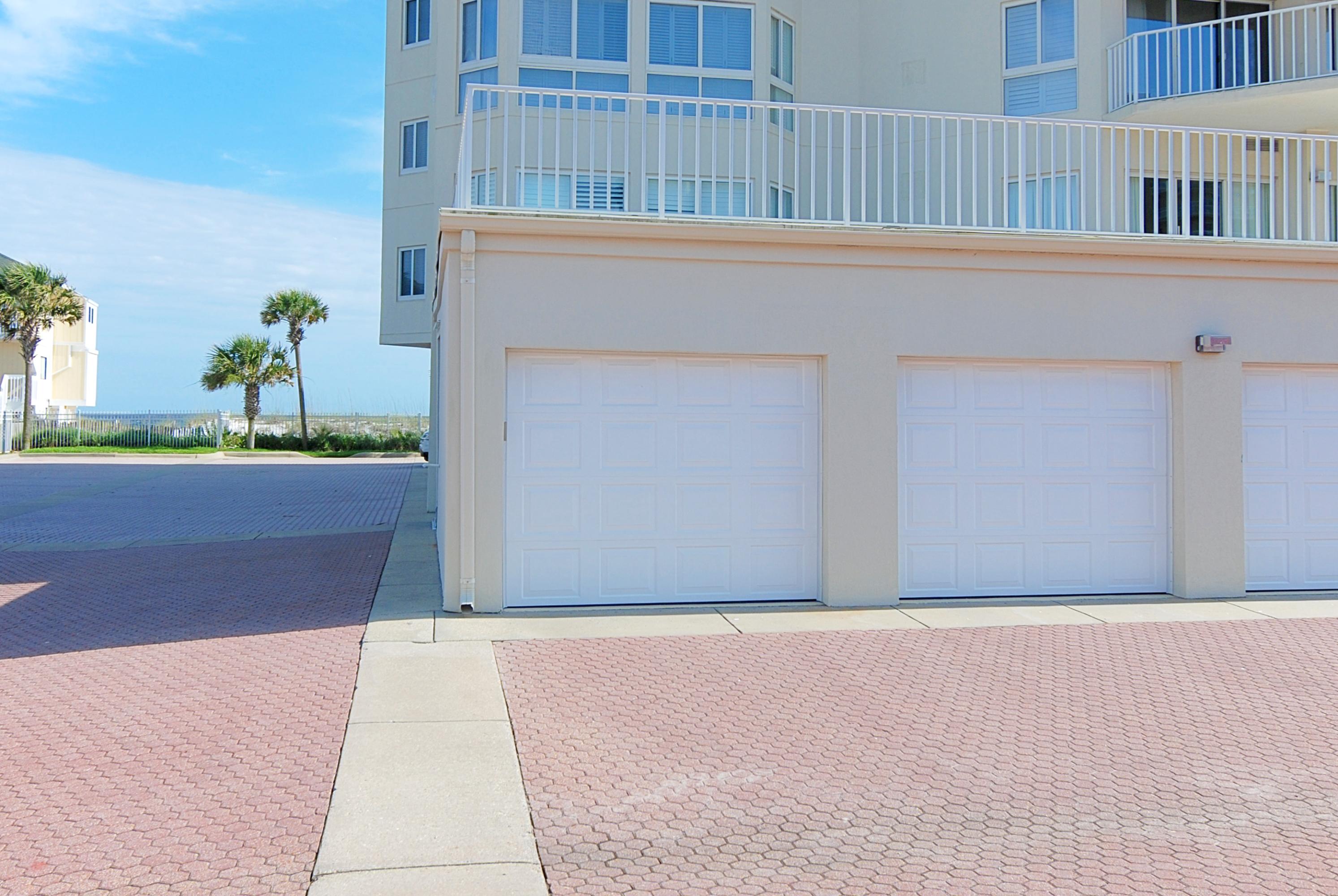 HOLIDAY ISLE TOWERS CONDO - Residential