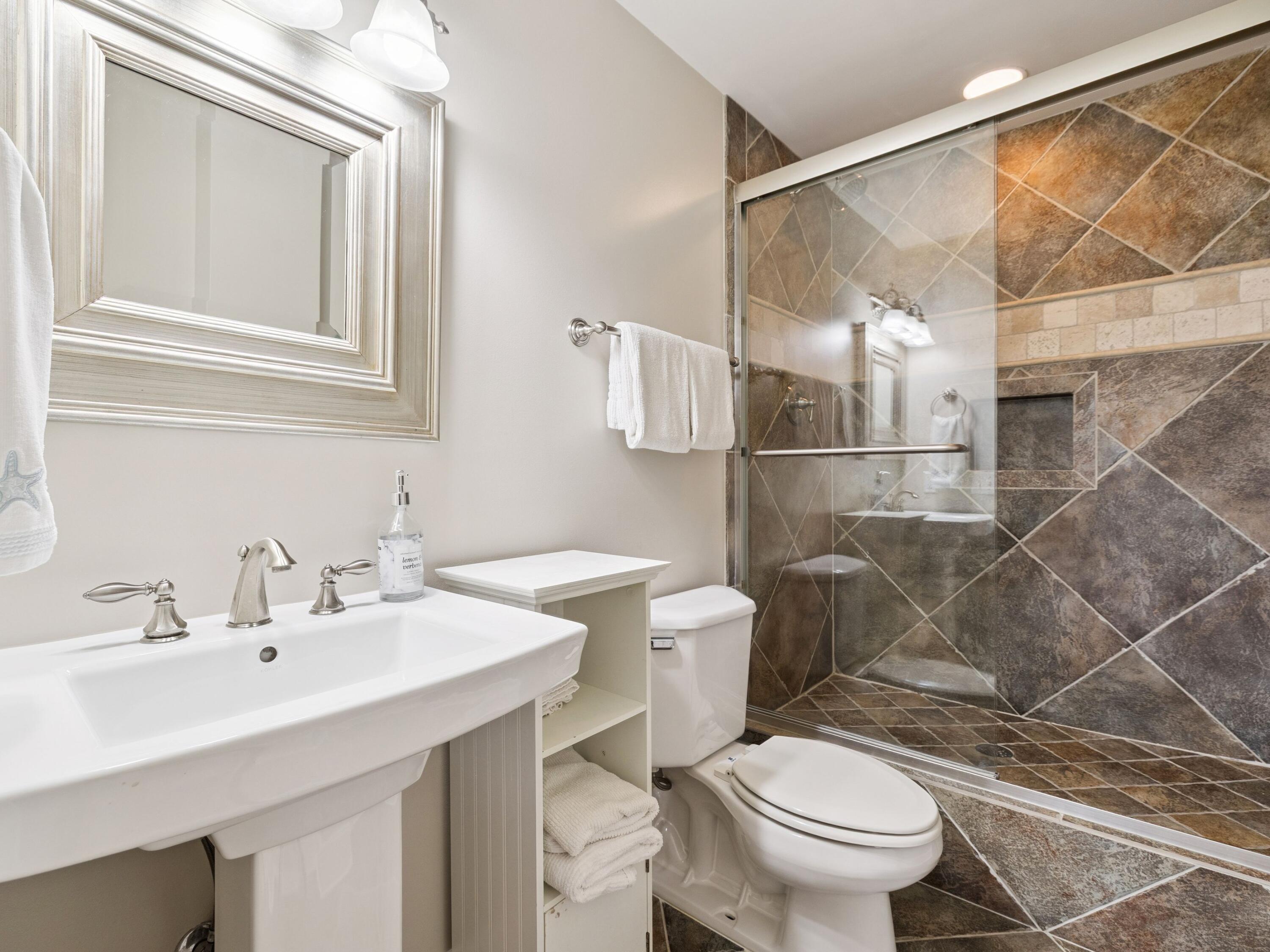 SOUTHWINDS I - Residential