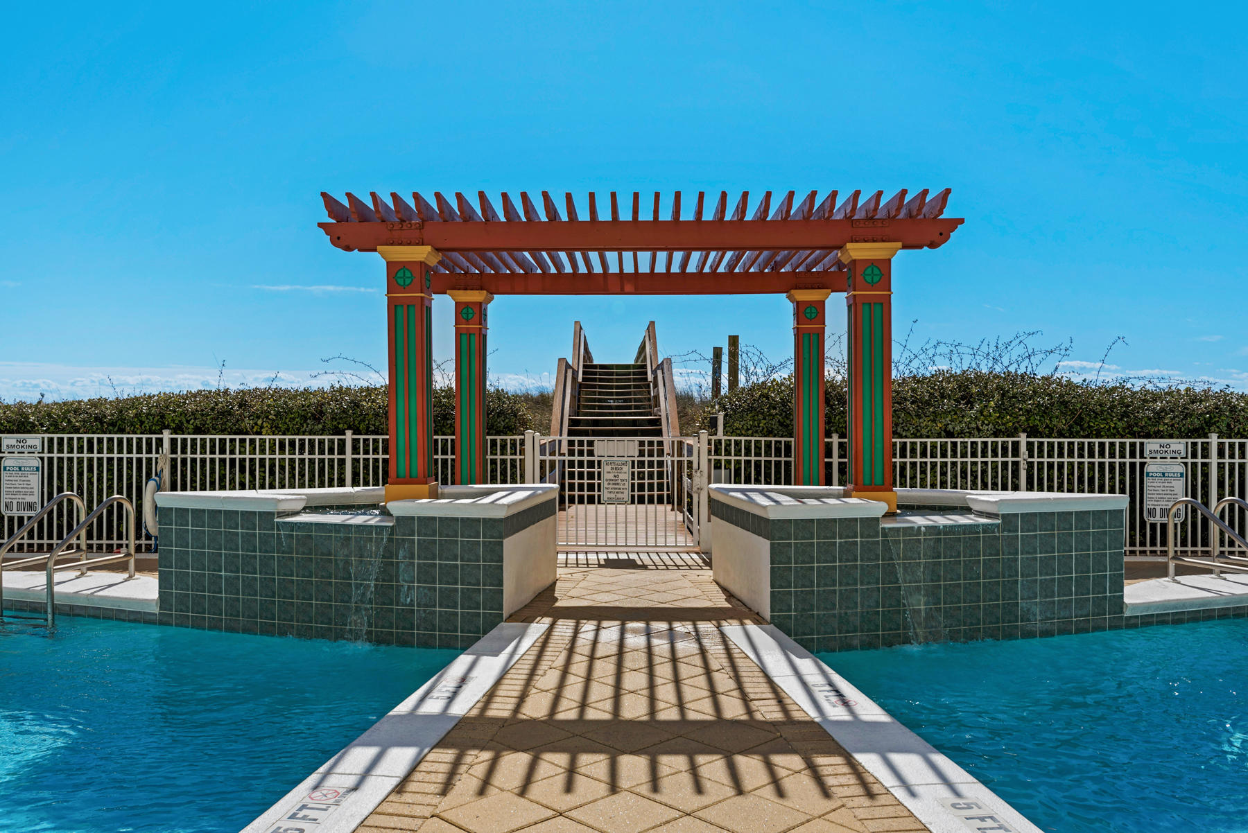 PEARL OF NAVARRE (THE) - Residential