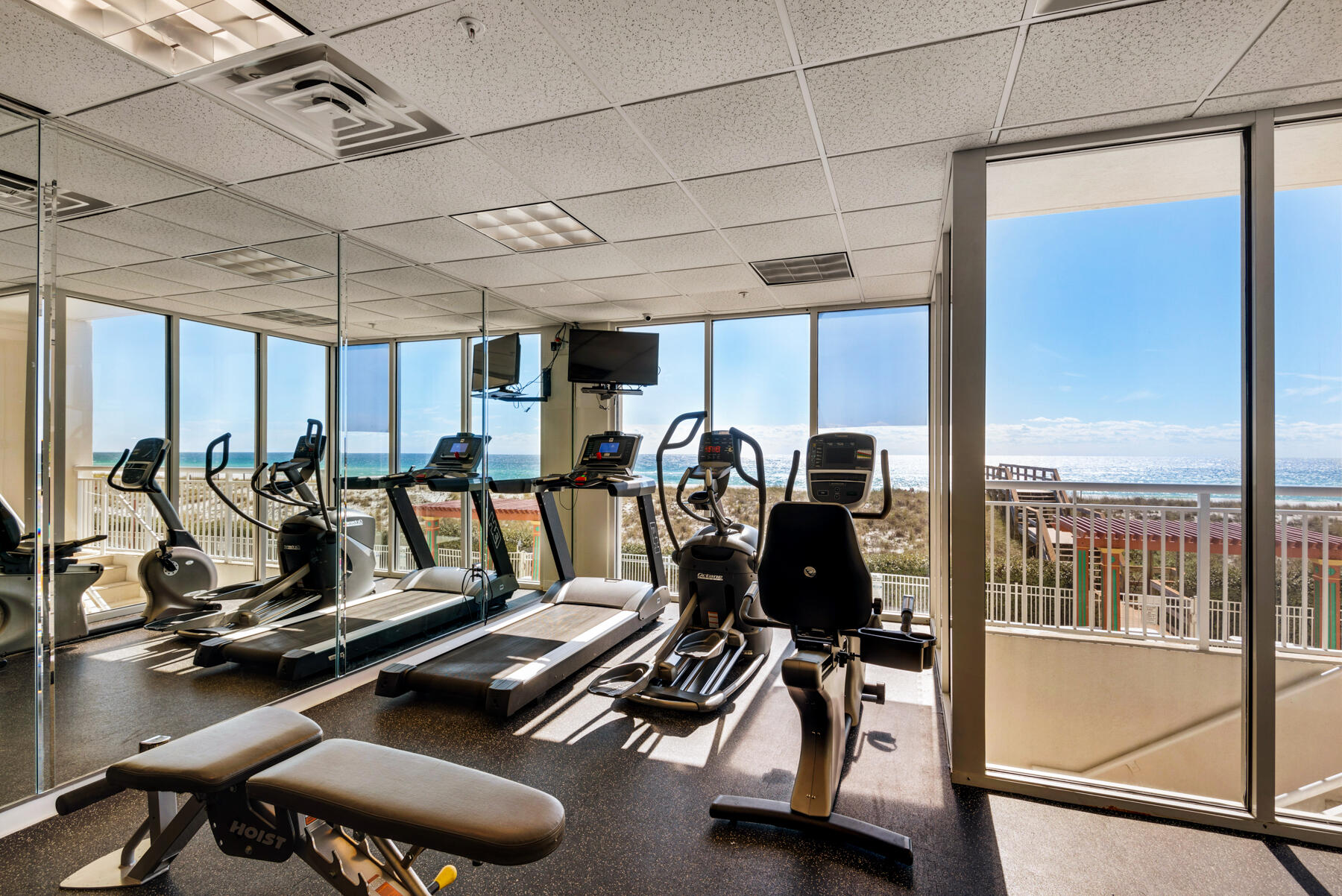 PEARL OF NAVARRE (THE) - Residential