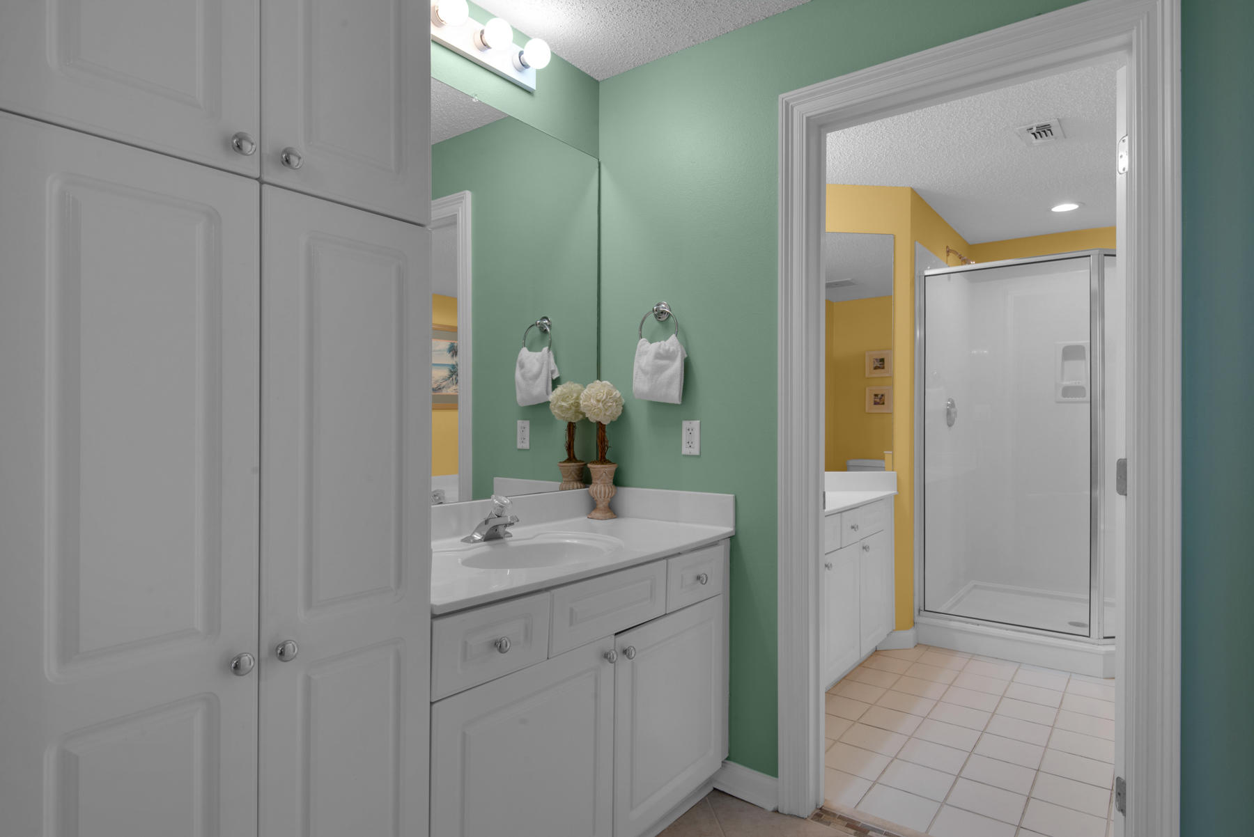 PEARL OF NAVARRE (THE) - Residential