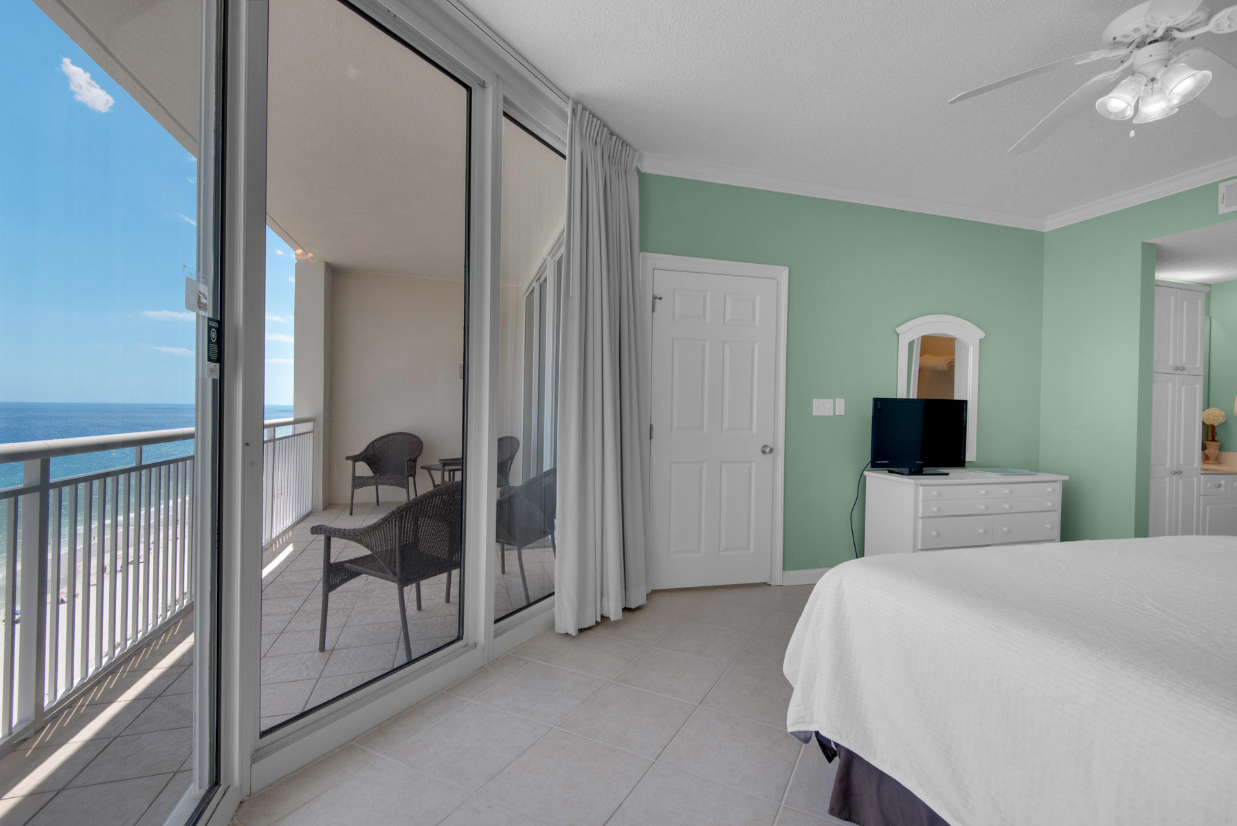 PEARL OF NAVARRE (THE) - Residential