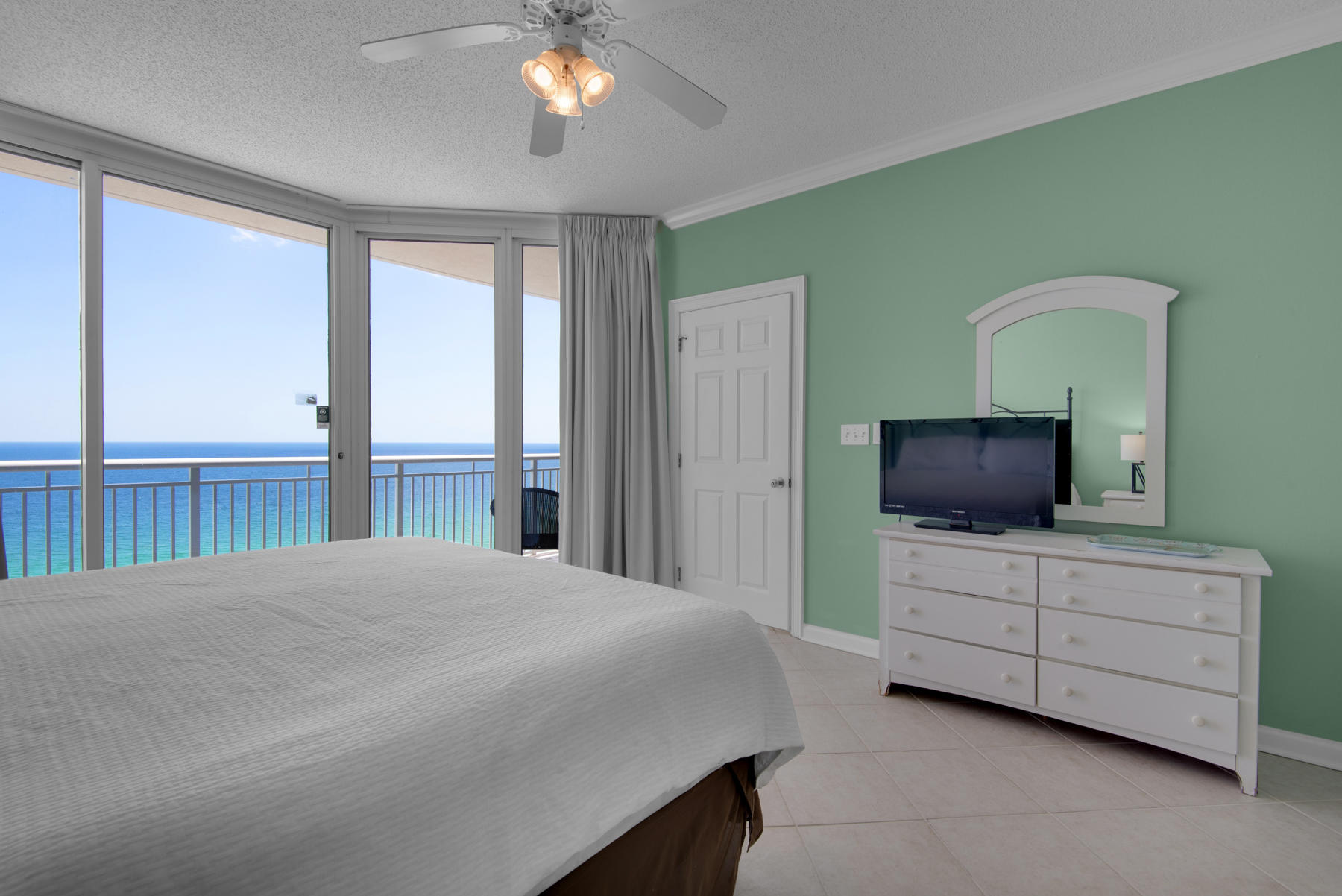 PEARL OF NAVARRE (THE) - Residential