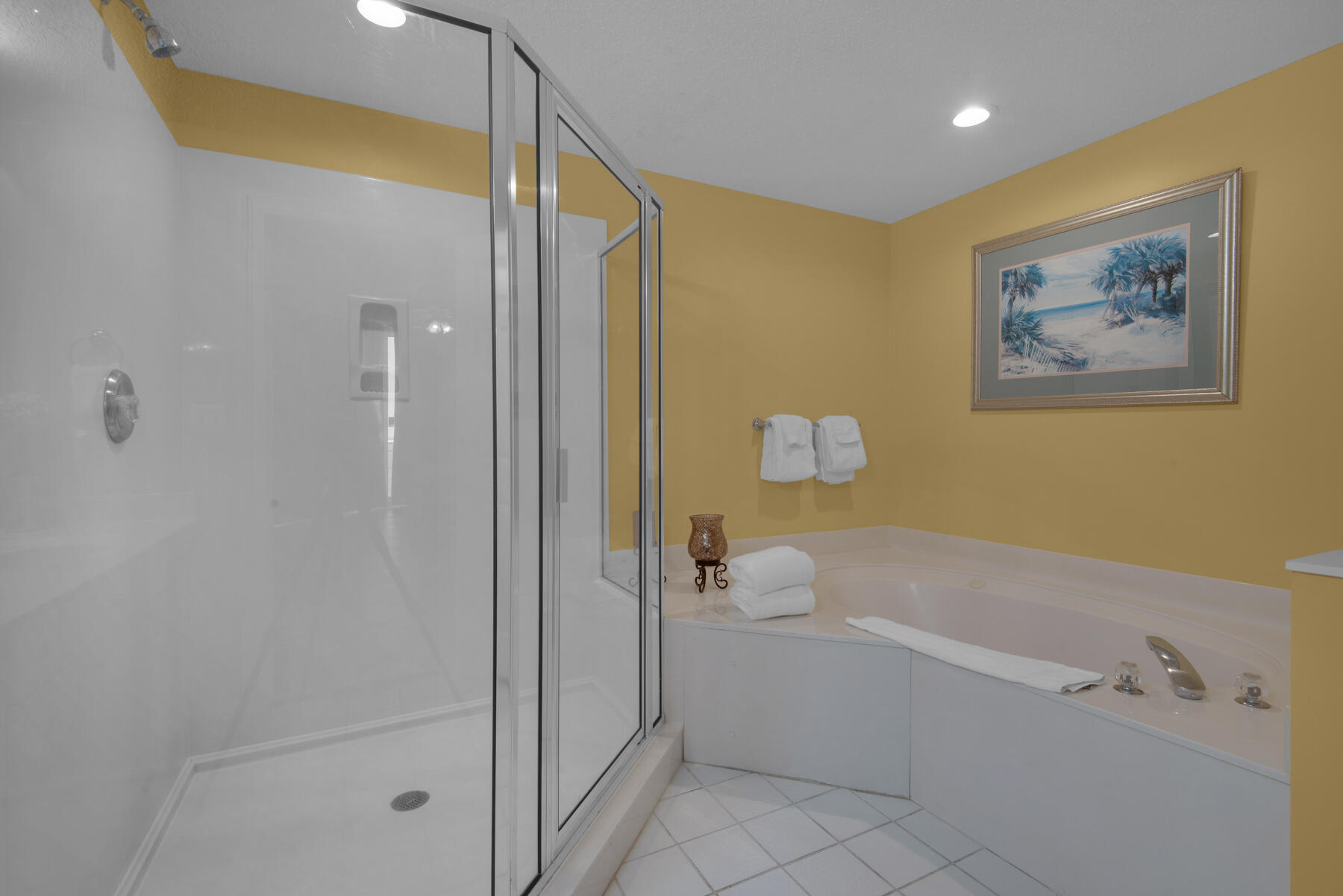 PEARL OF NAVARRE (THE) - Residential