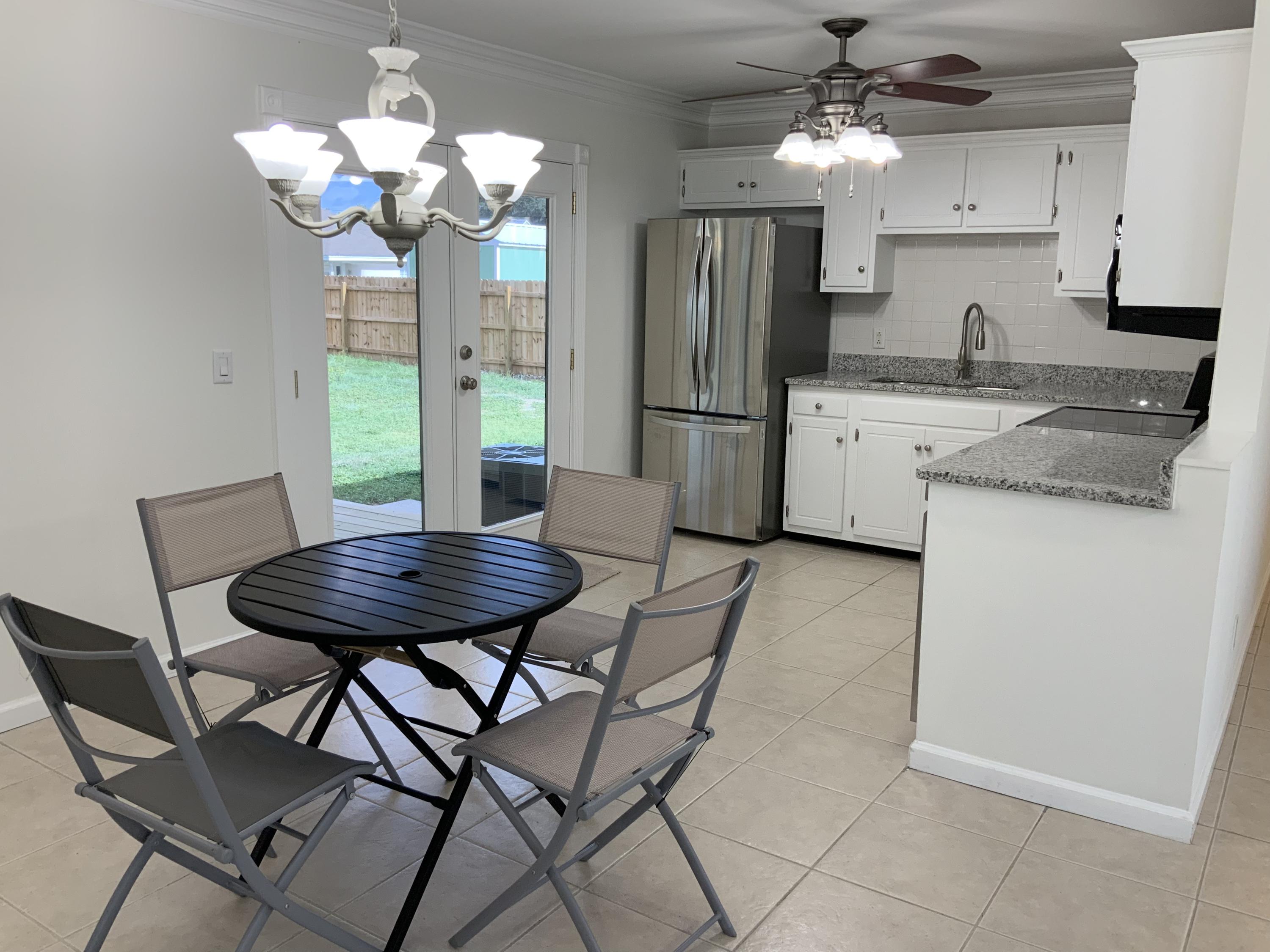 EL CENTRO BEACH - Residential