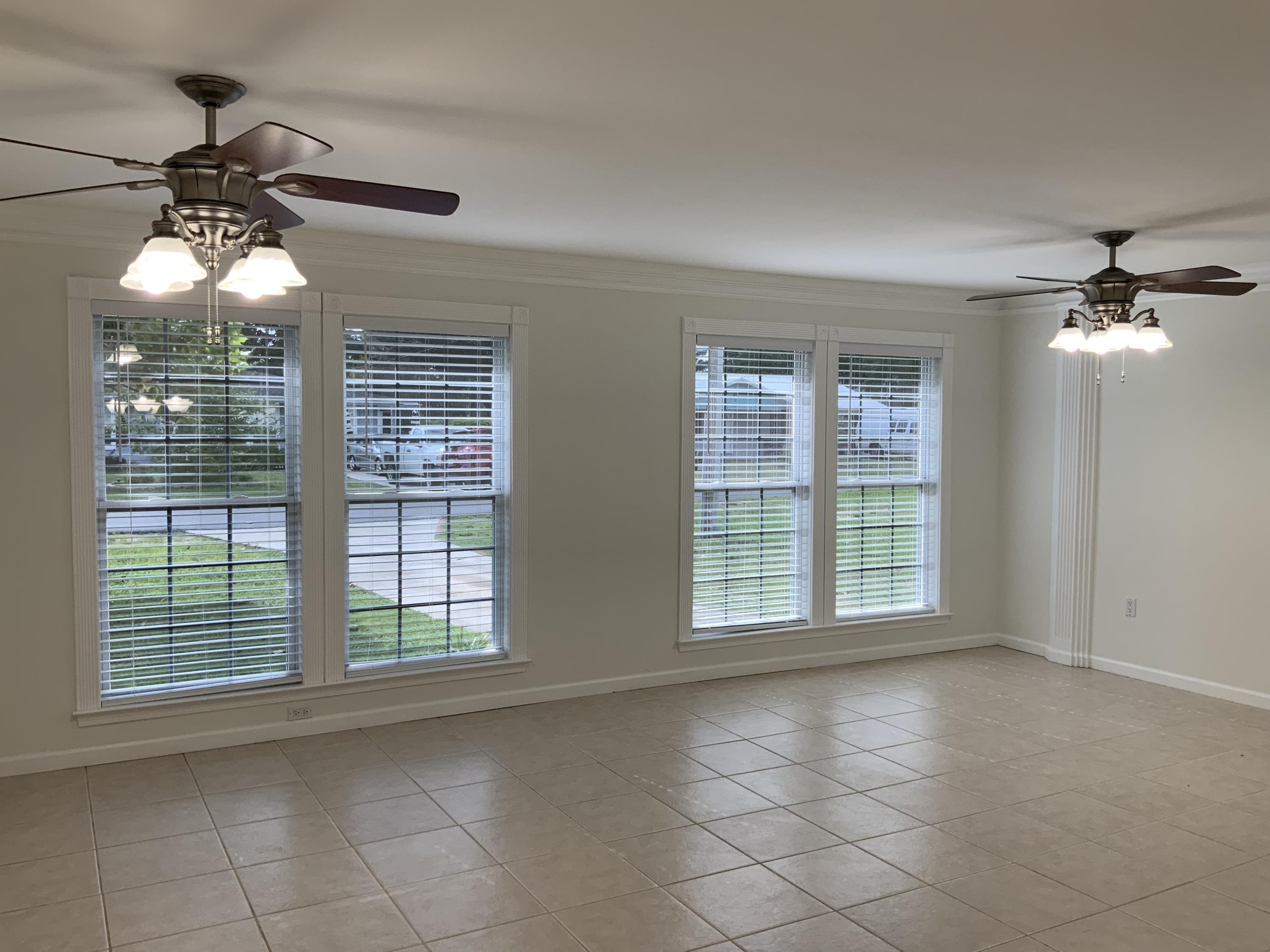 EL CENTRO BEACH - Residential