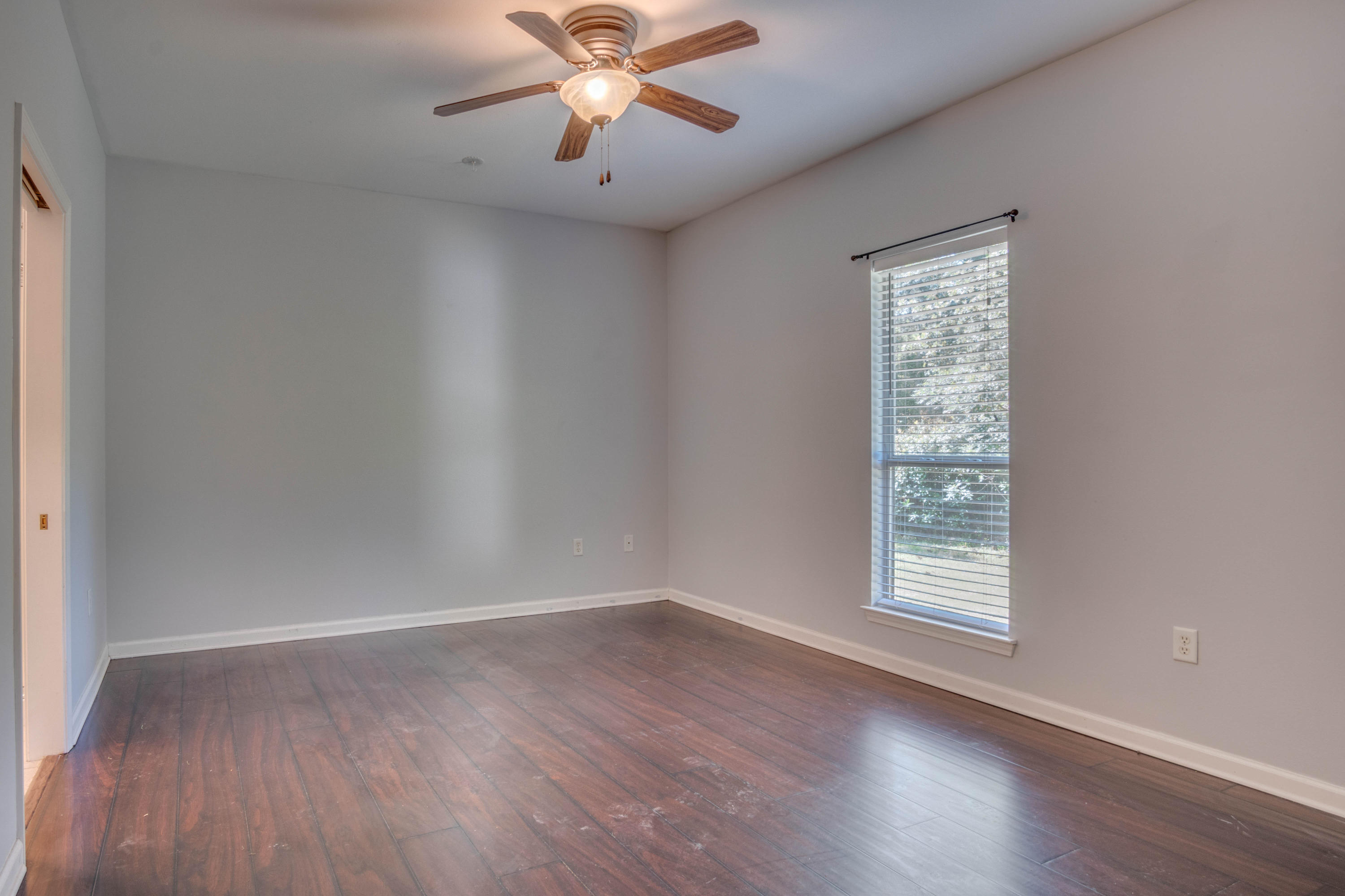 COLONY PARK - Residential