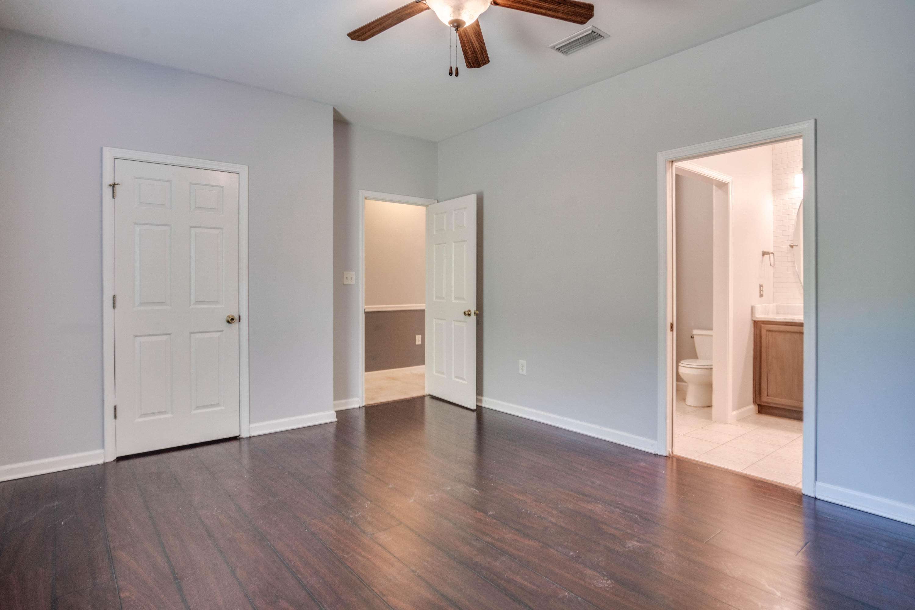 COLONY PARK - Residential