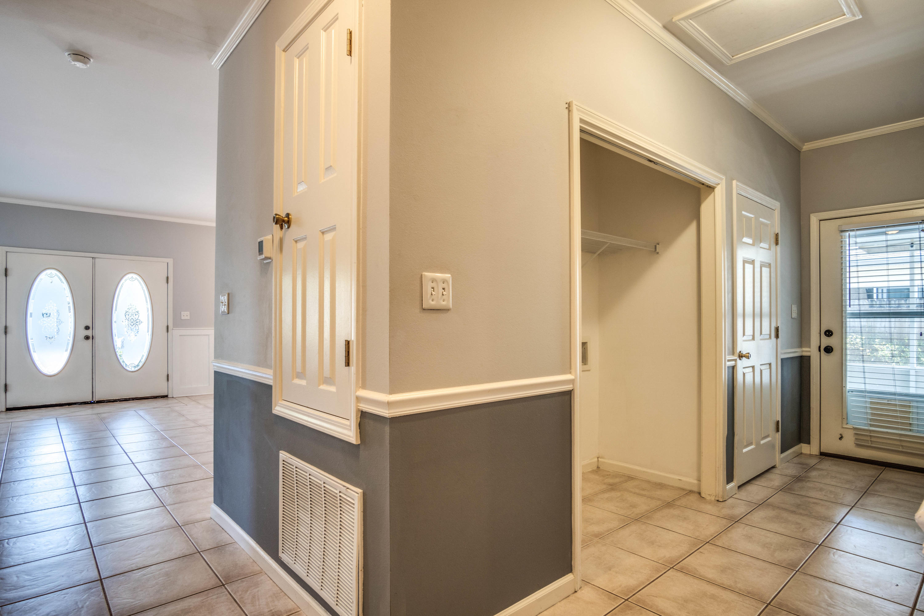 COLONY PARK - Residential