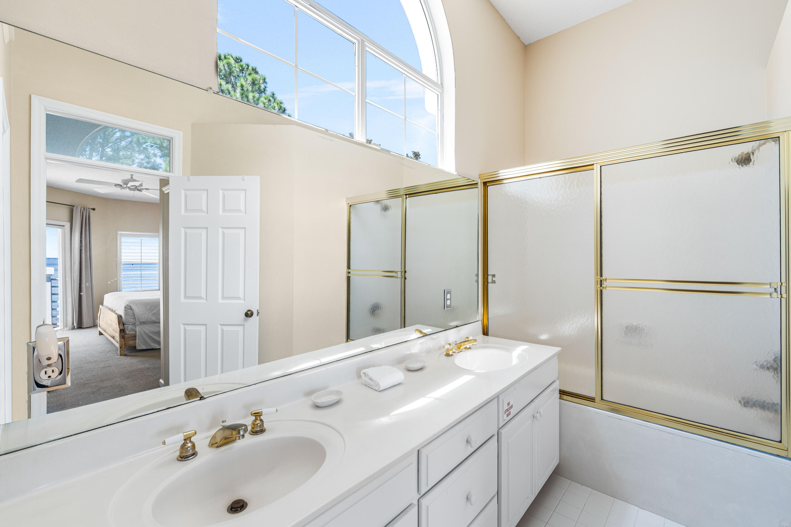 NORTHSHORE - Residential