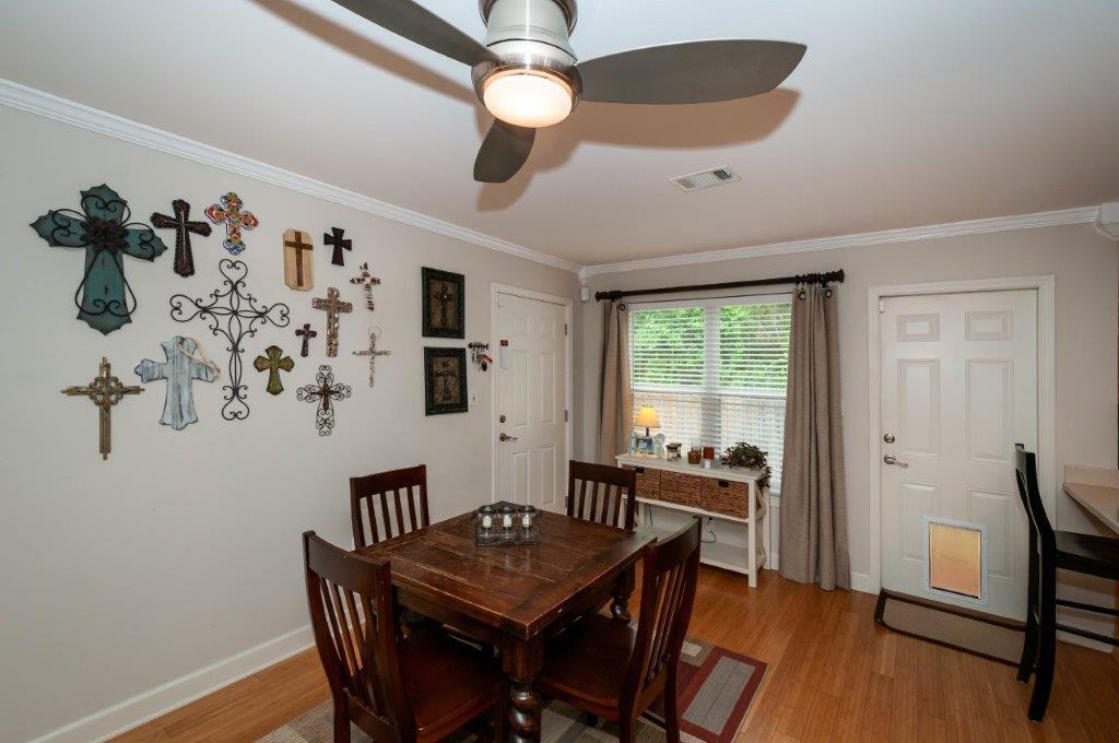 TOWN OF SANTA ROSA - Residential