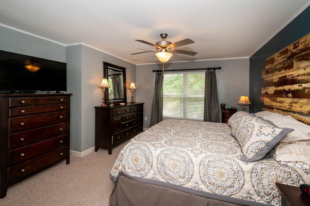 TOWN OF SANTA ROSA - Residential