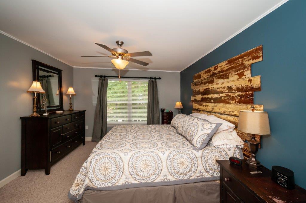 TOWN OF SANTA ROSA - Residential