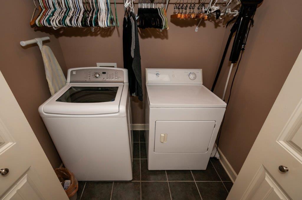 TOWN OF SANTA ROSA - Residential