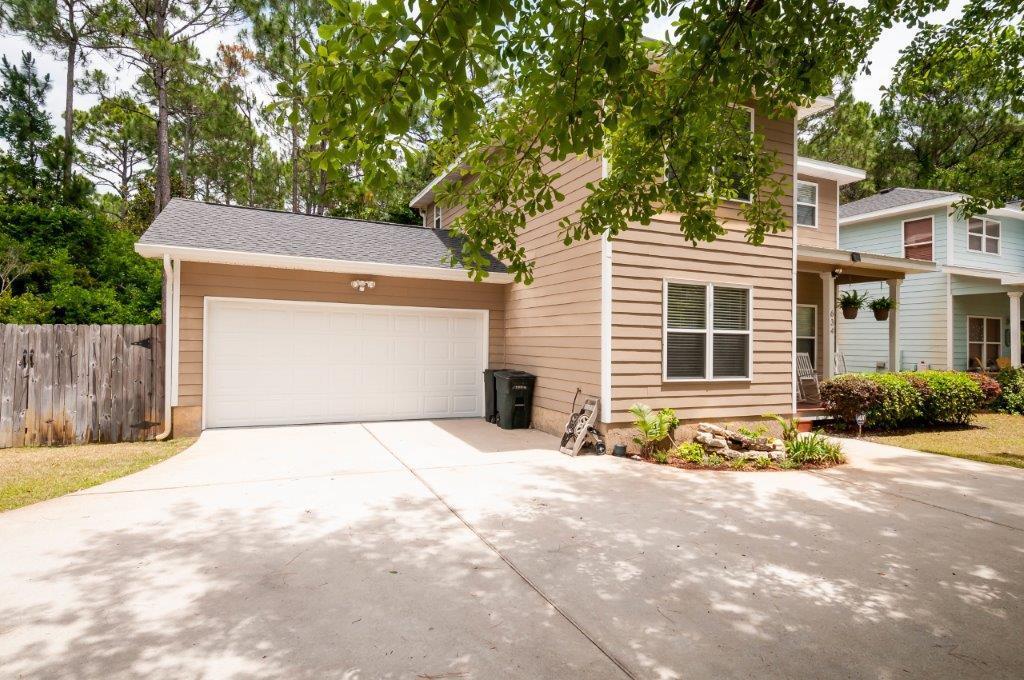 TOWN OF SANTA ROSA - Residential