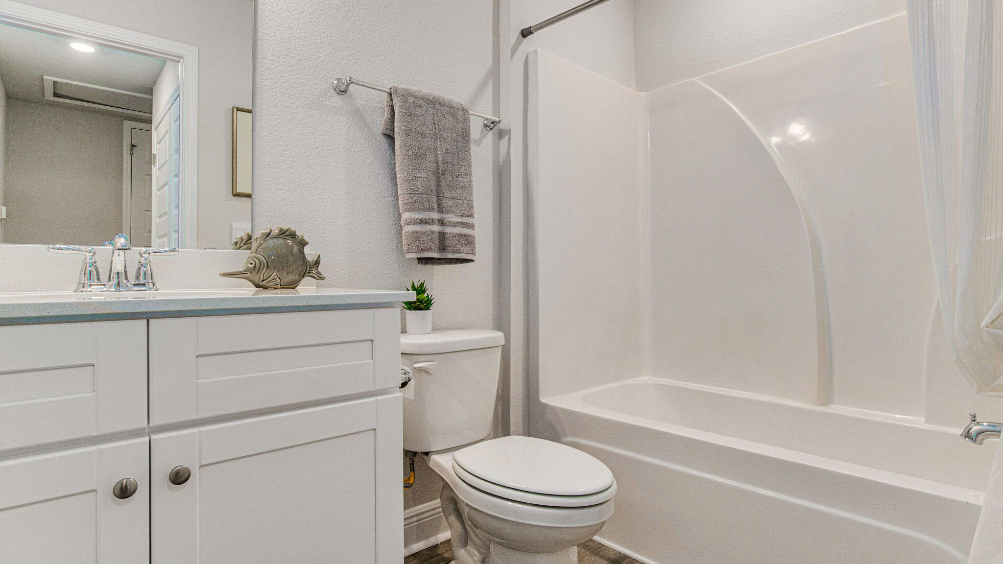 SOUNDVIEW T/H - Residential