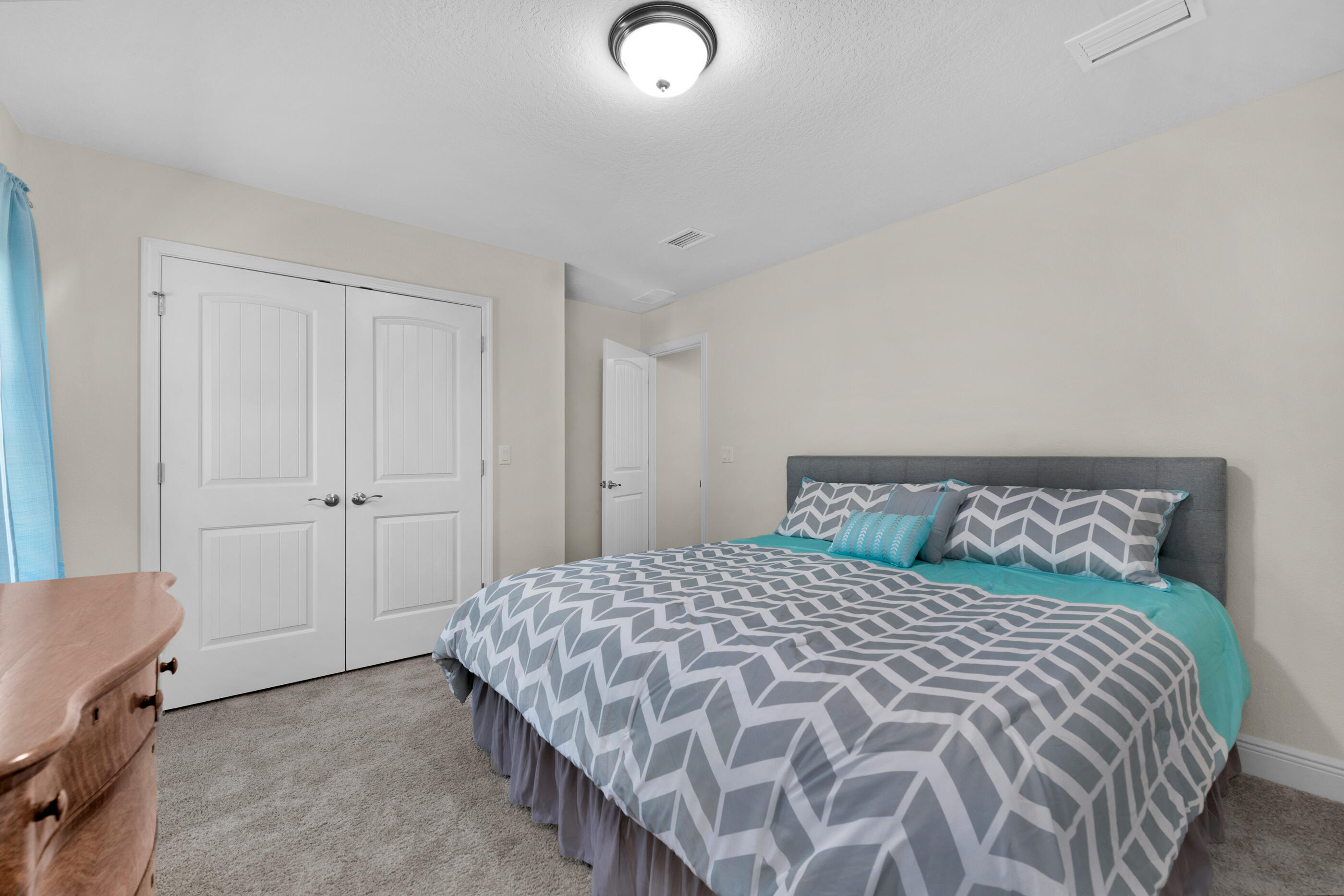 HIDDEN VALLEY - Residential