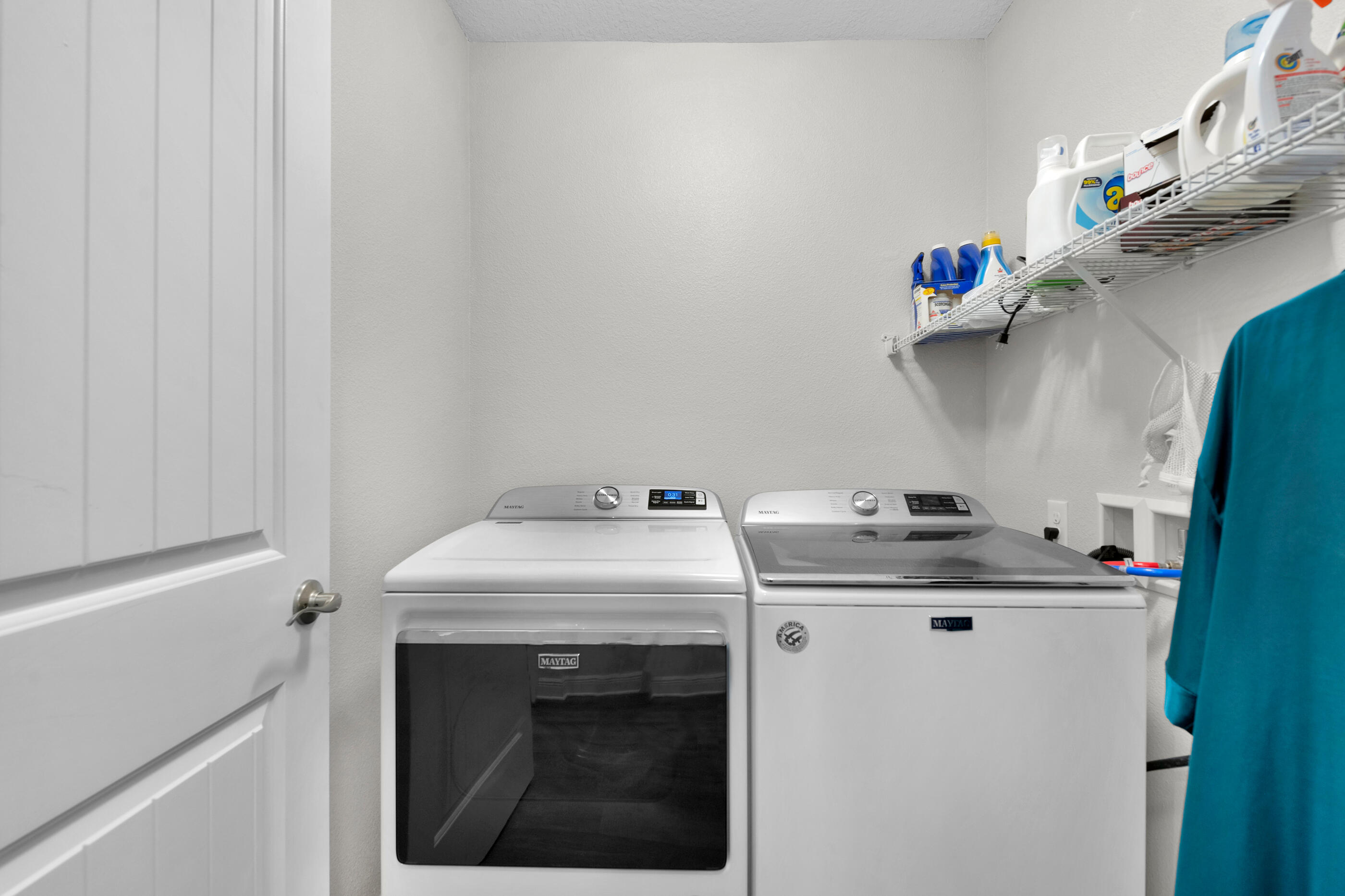 HIDDEN VALLEY - Residential