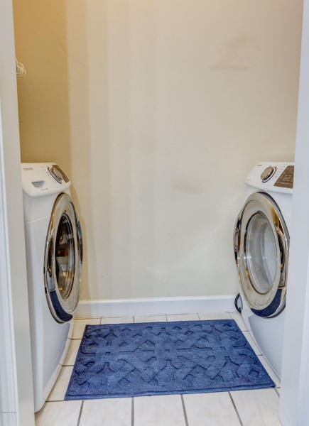 Grand Lagoon Villa - Residential