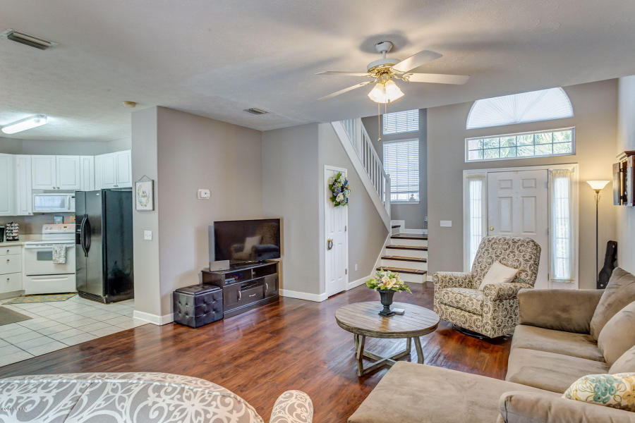 Grand Lagoon Villa - Residential