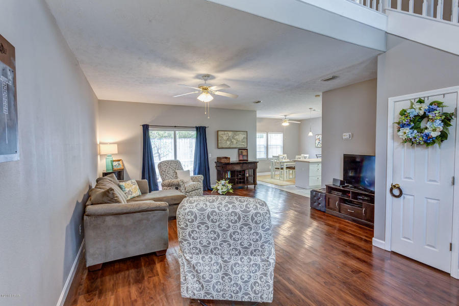 Grand Lagoon Villa - Residential